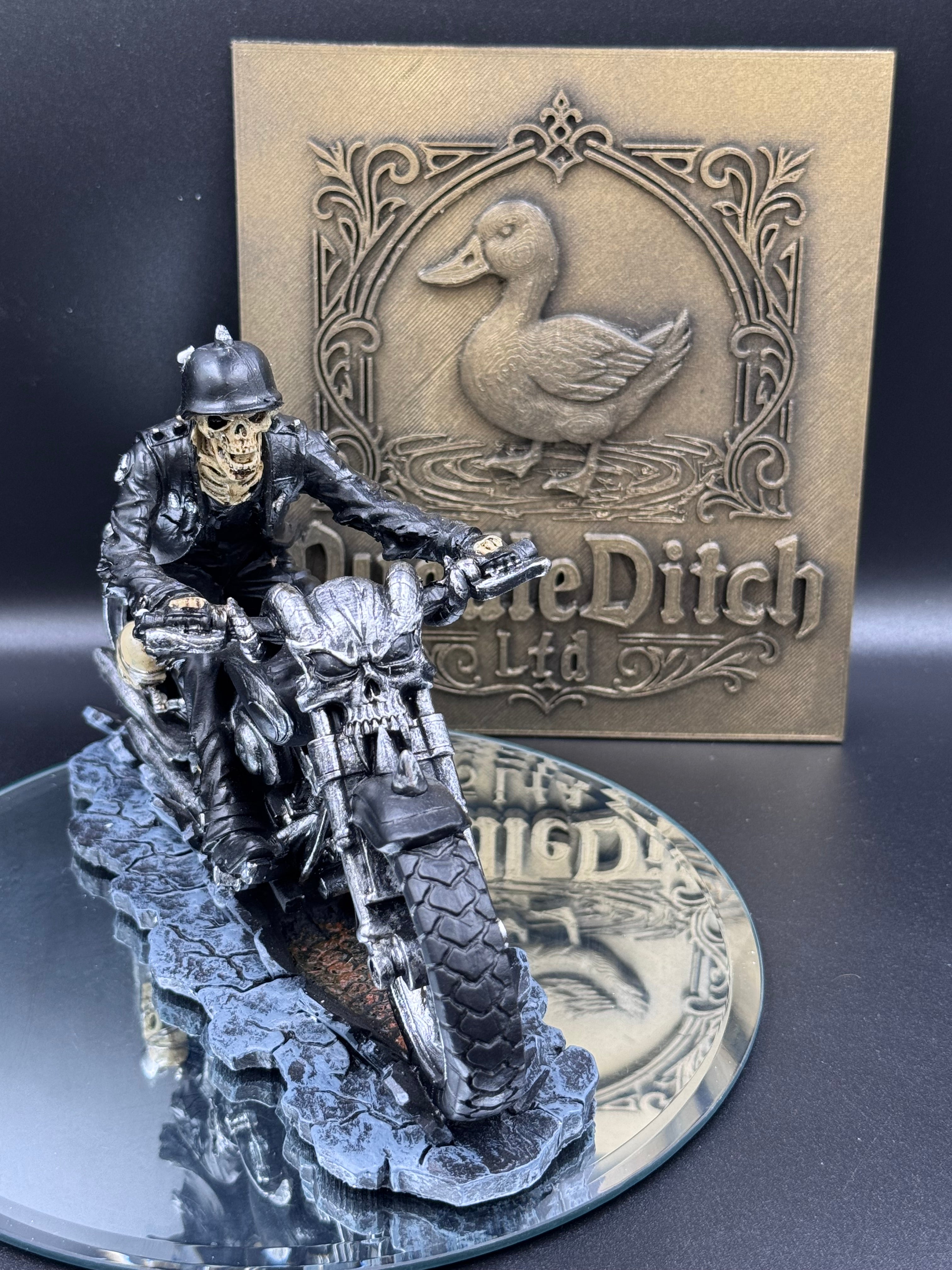 Hell on the Highway (JR) 20.5cm