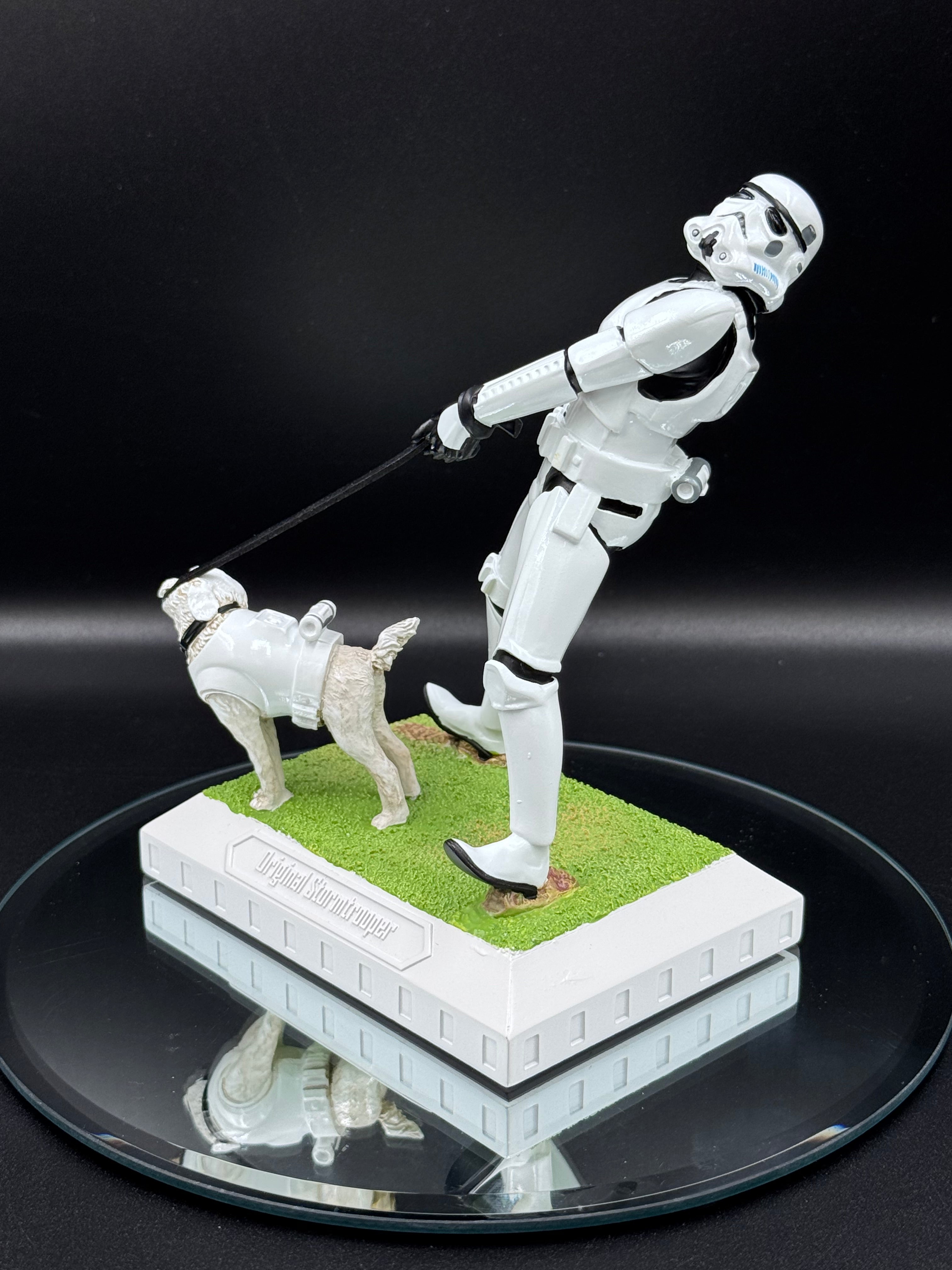 Stormtrooper Mans Best Friend 15.5cm