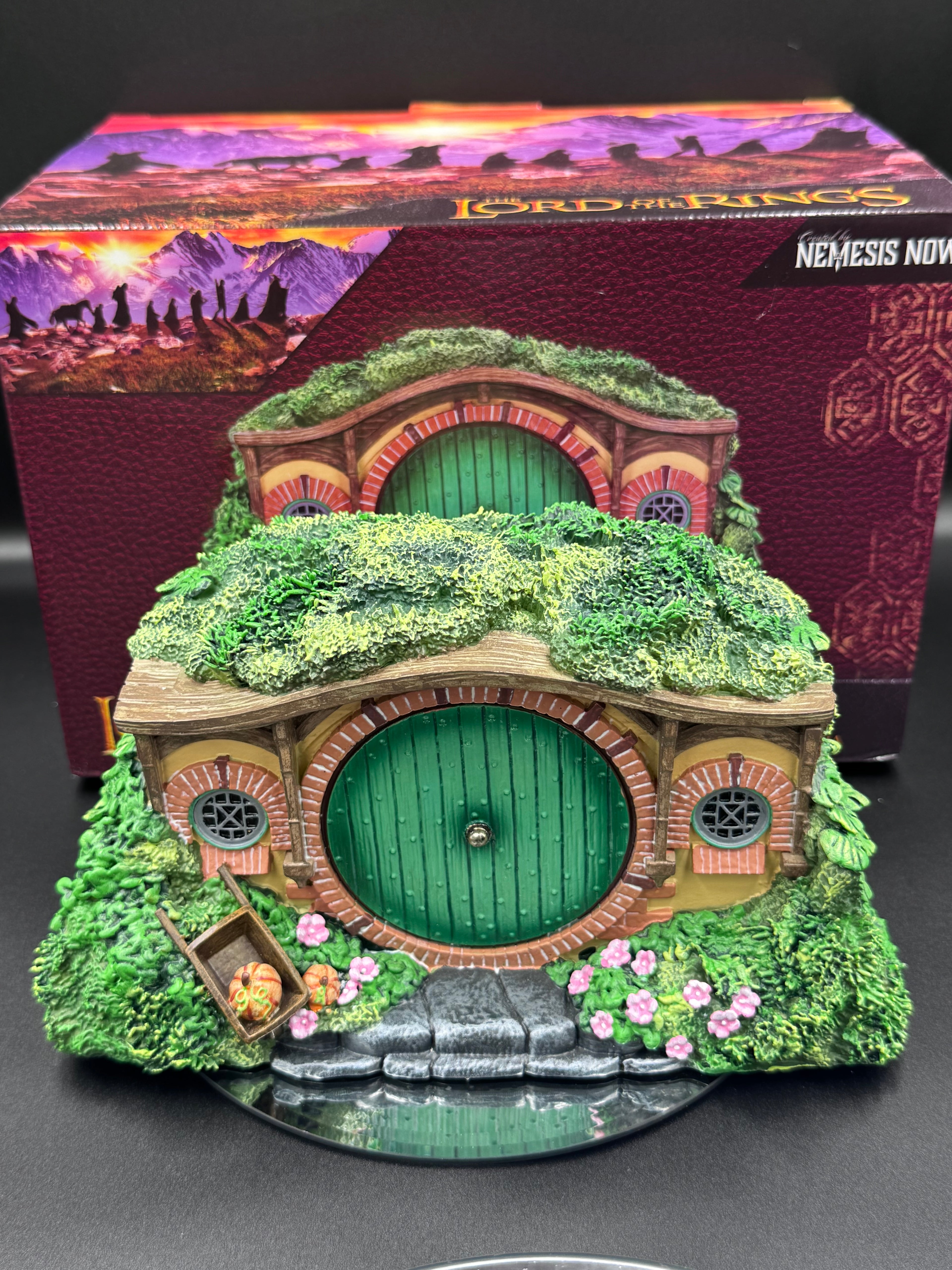 Lord of the Rings The Shire Box 23.4cm