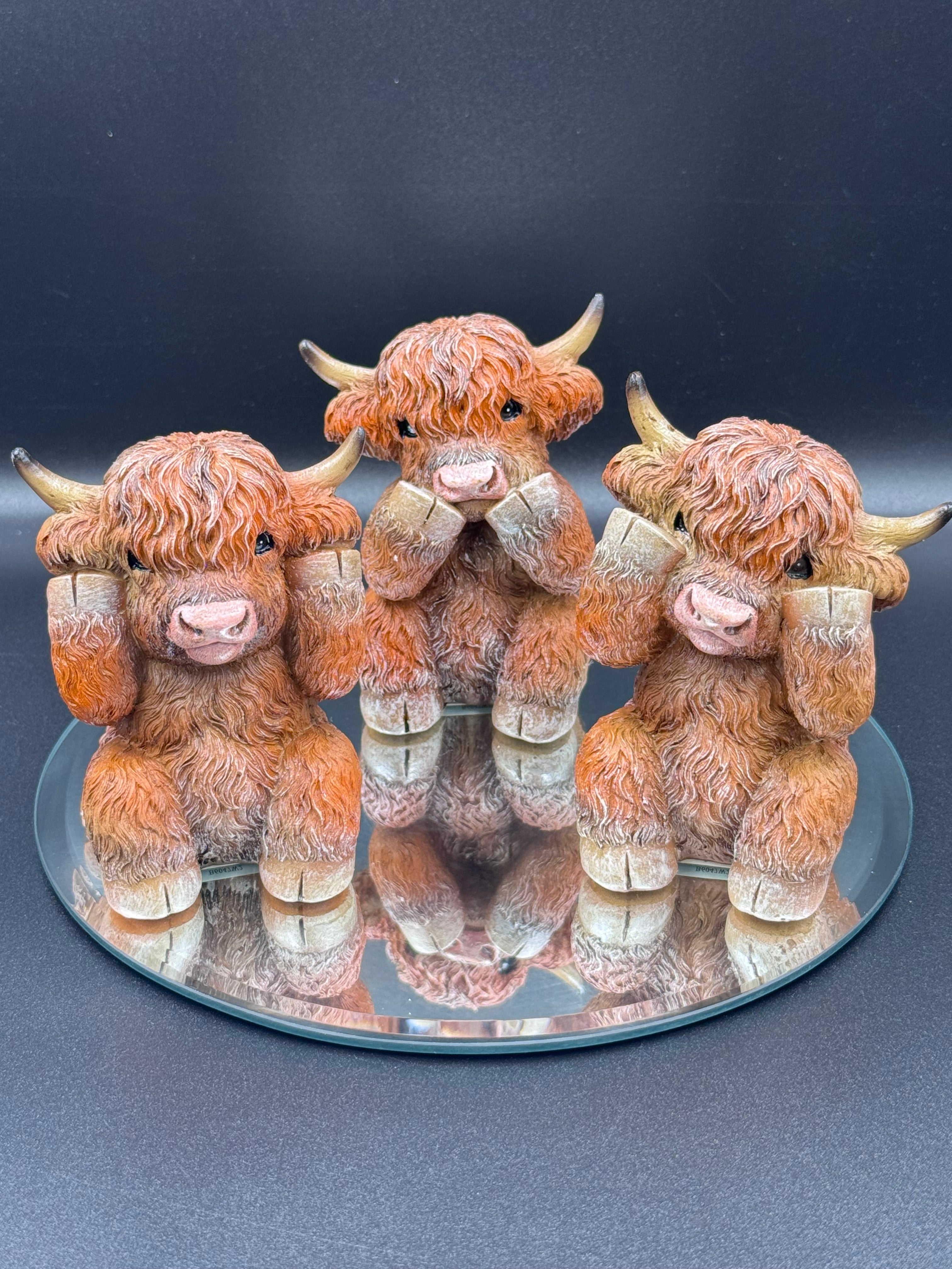 Three Wise Highland Cows 9.6cm