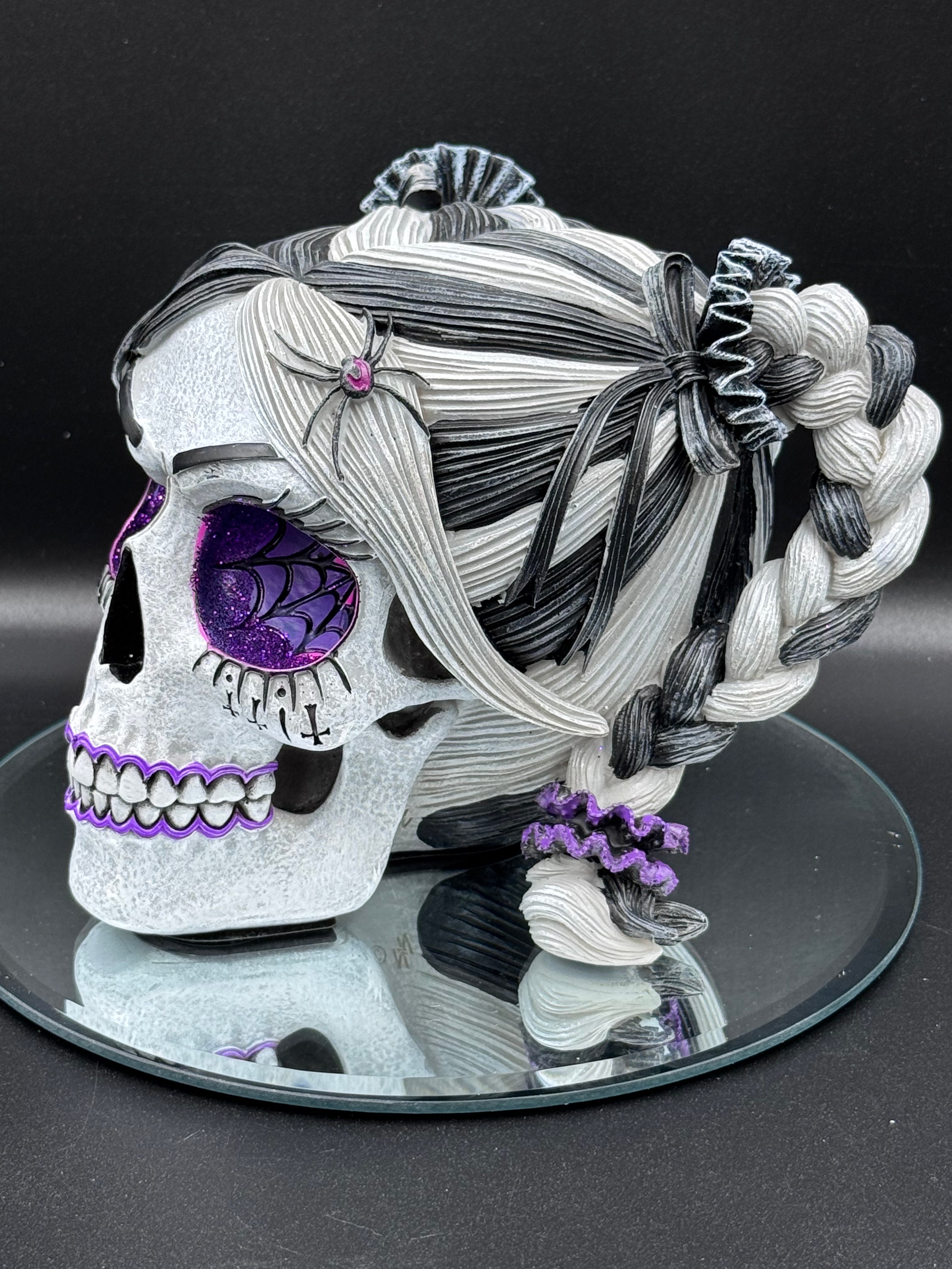 Drop Dead Gorgeous - Creepy and Kooky 16cm