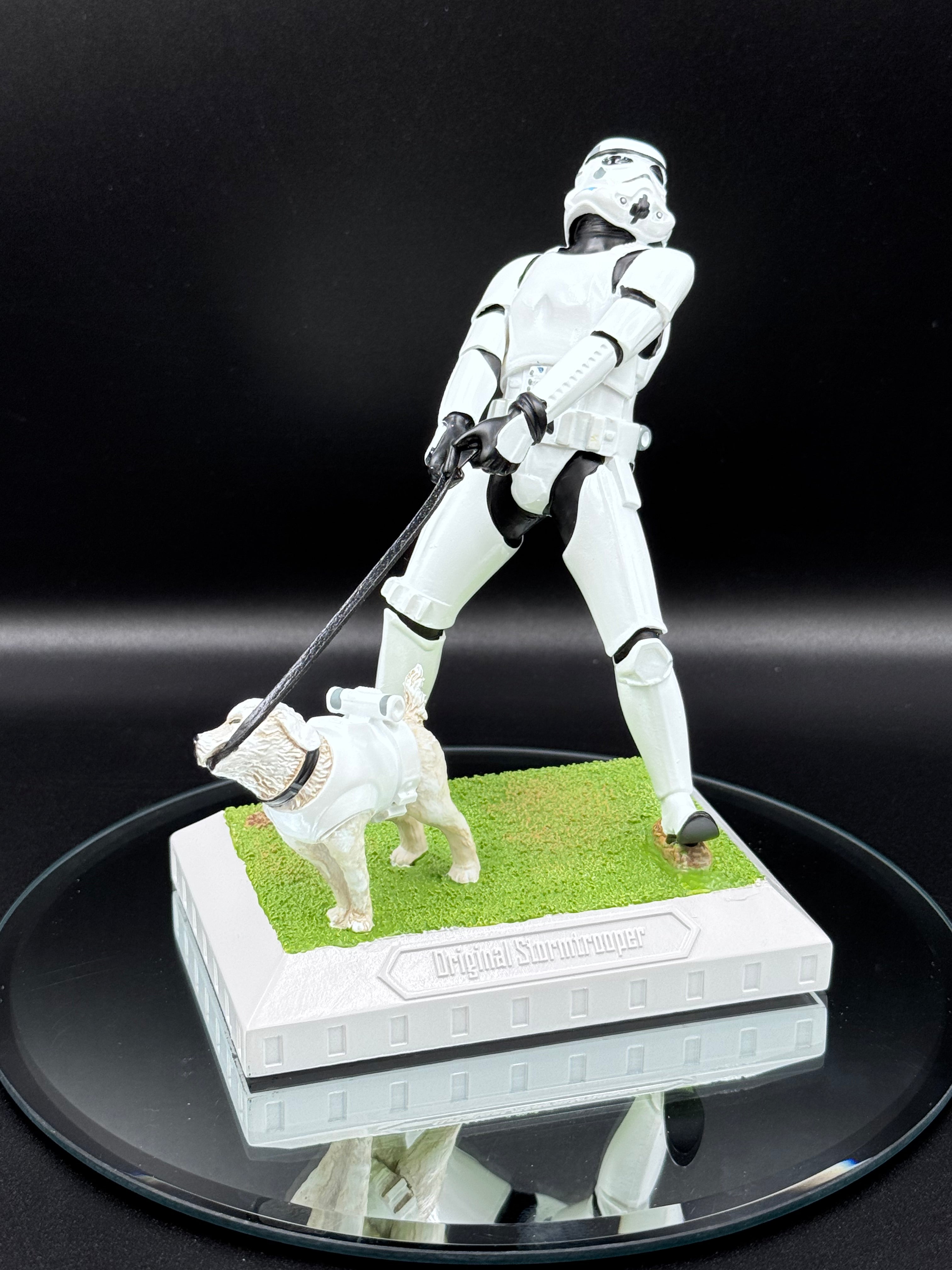 Stormtrooper Mans Best Friend 15.5cm