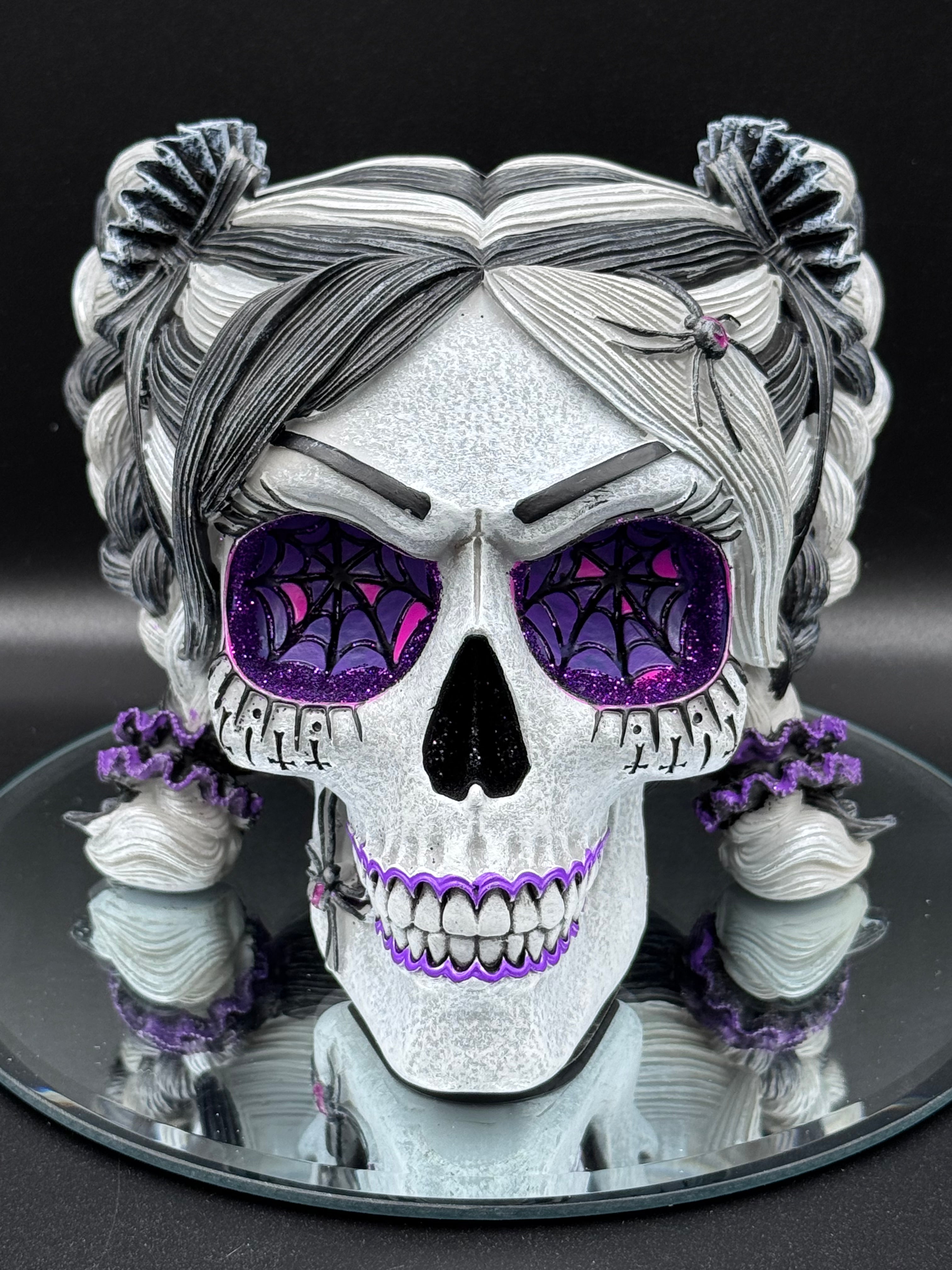 Drop Dead Gorgeous - Creepy and Kooky 16cm