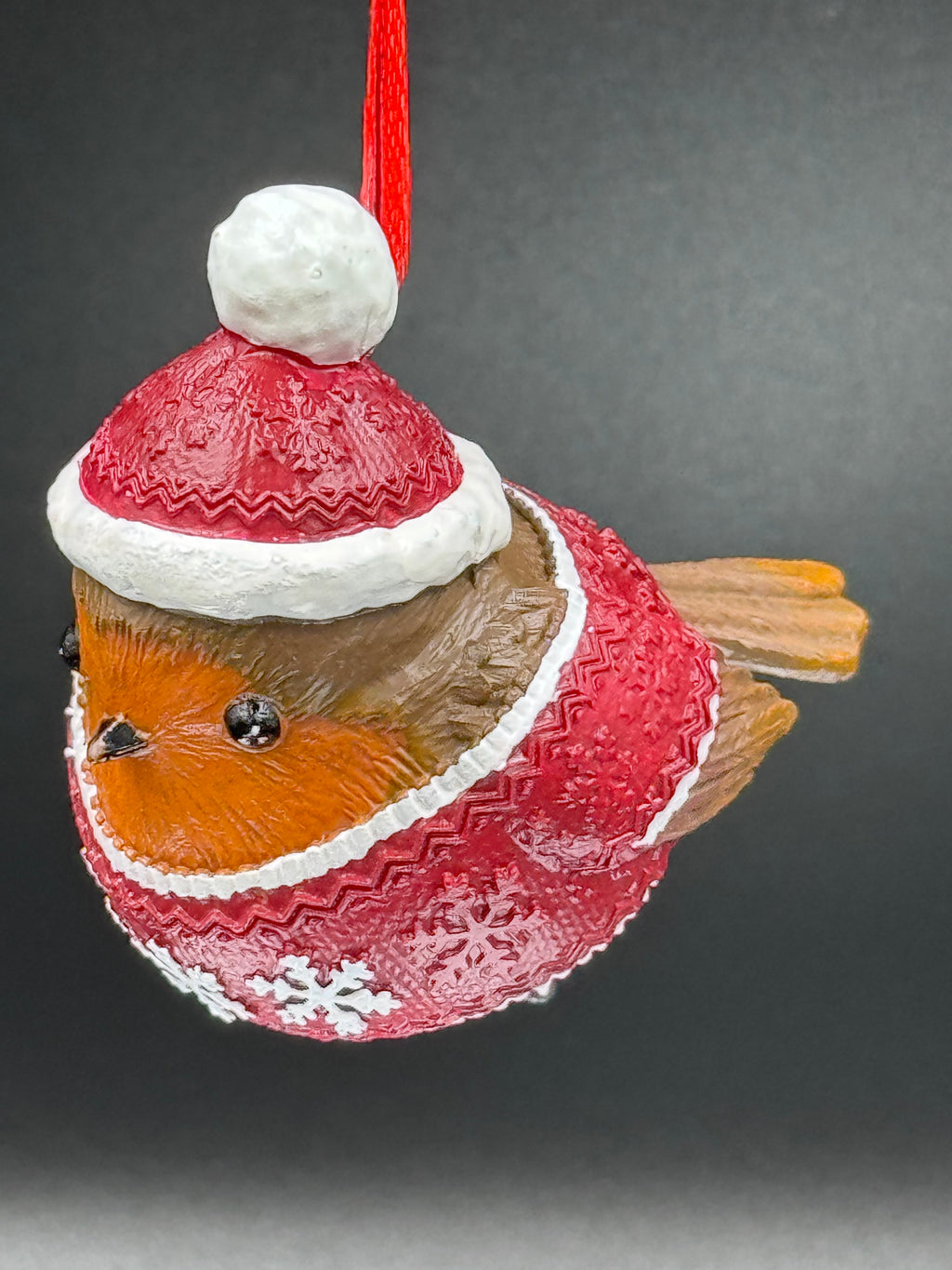 Robin Winter Warmth Hanging Ornament | Festive Robin Decoration | 7cm