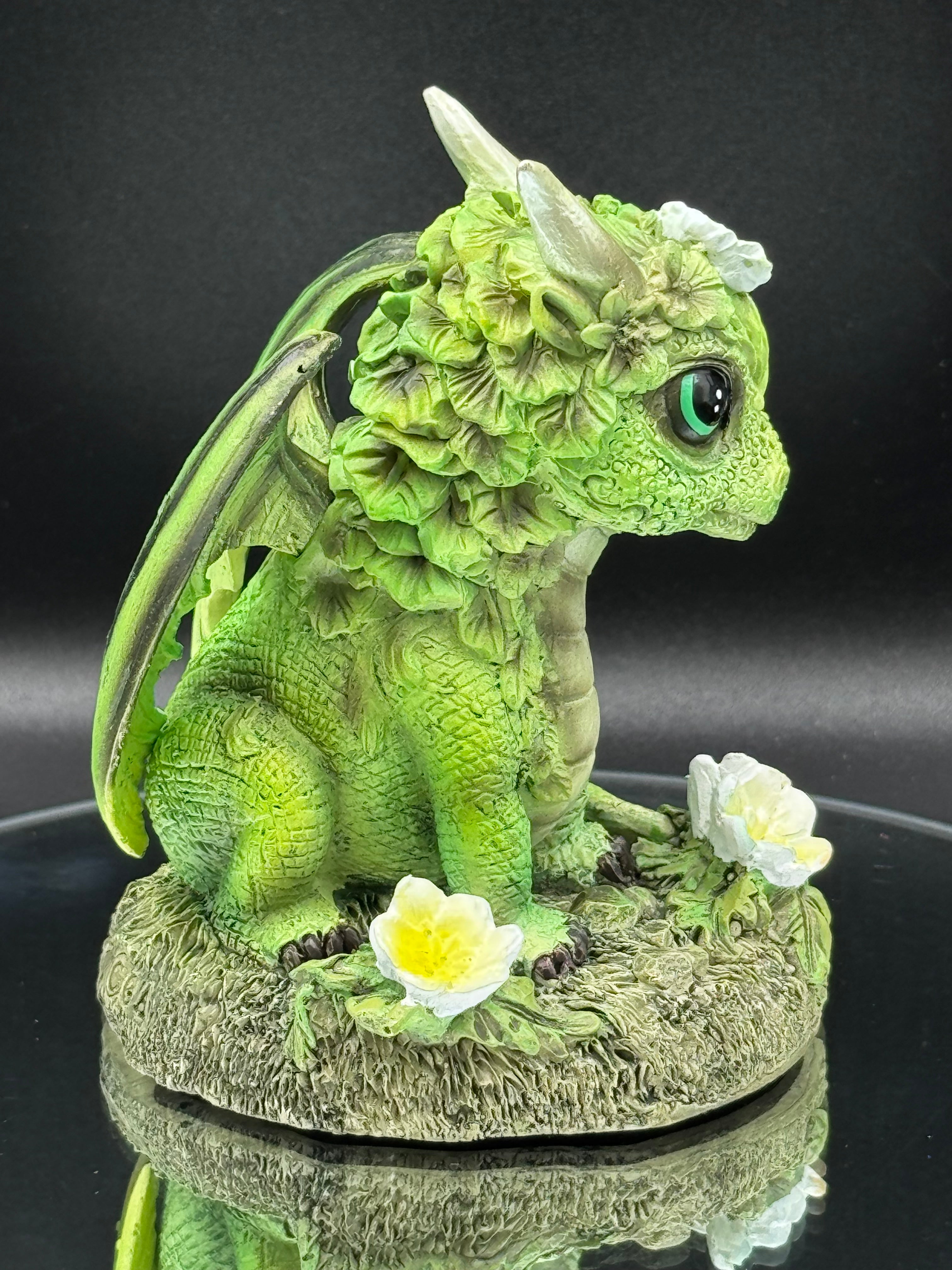 Freesia Flower Dragon 11.5cm