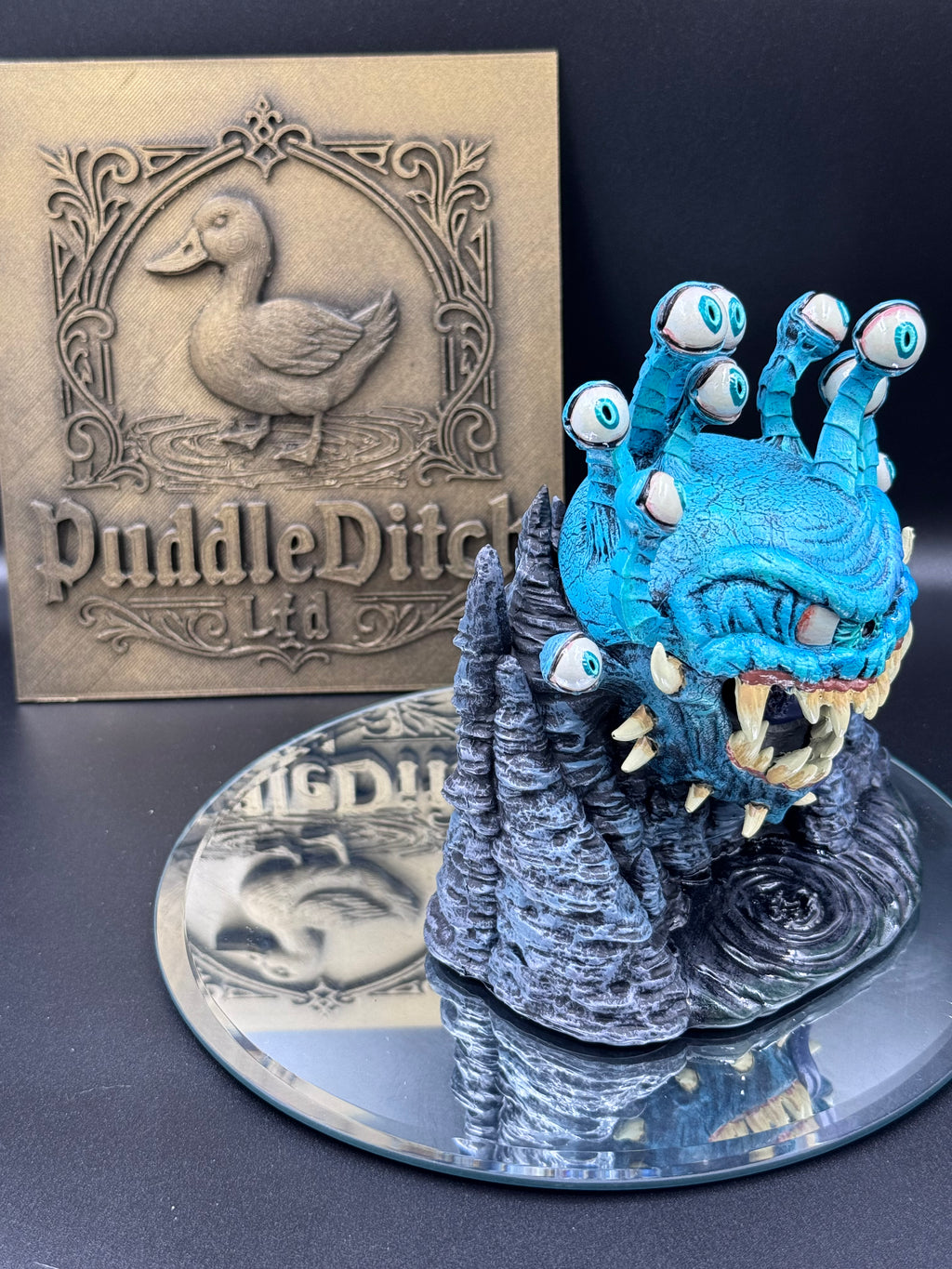 Dungeons & Dragons Beholder Box 15cm