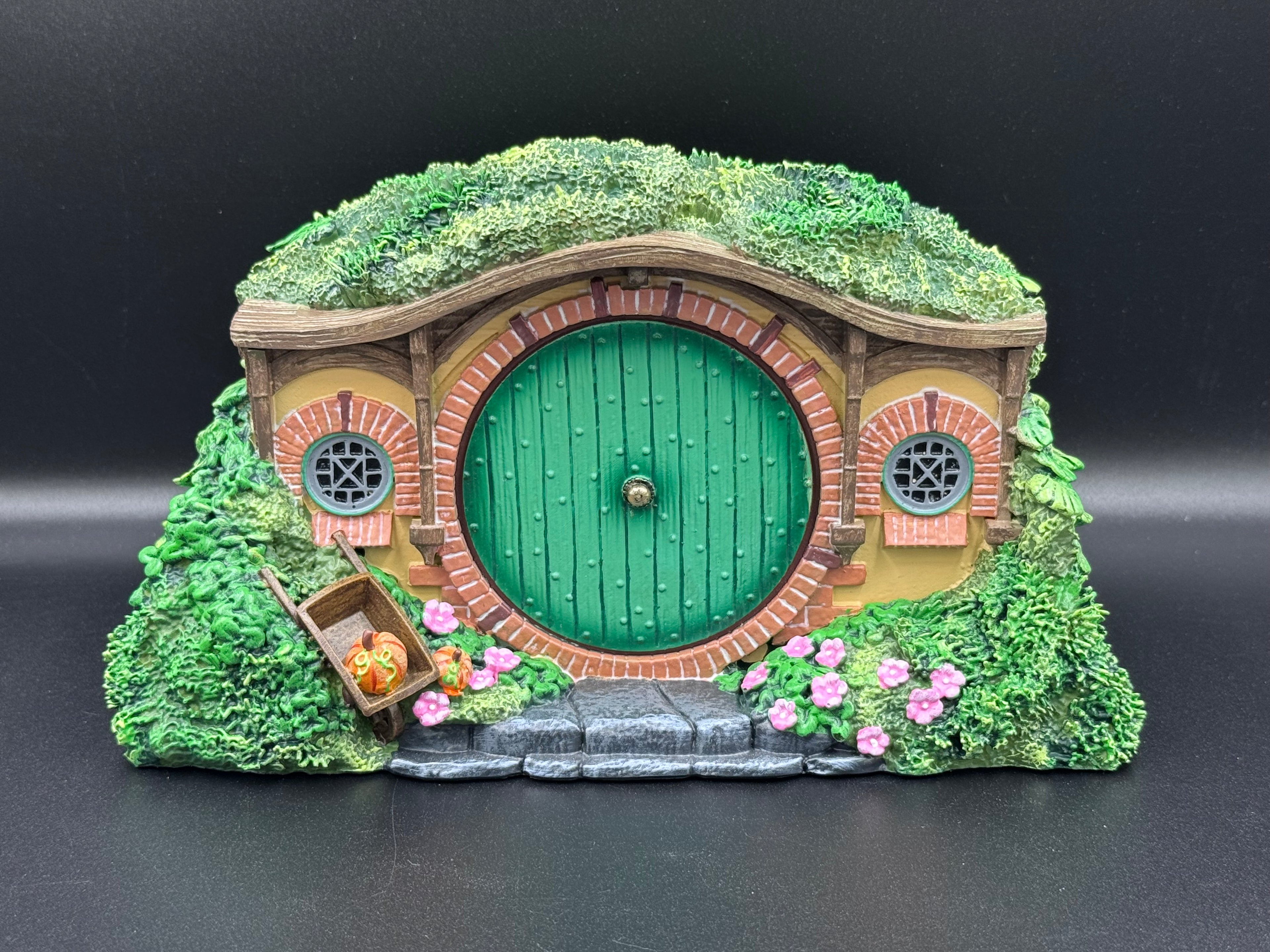 Lord of the Rings The Shire Box 23.4cm