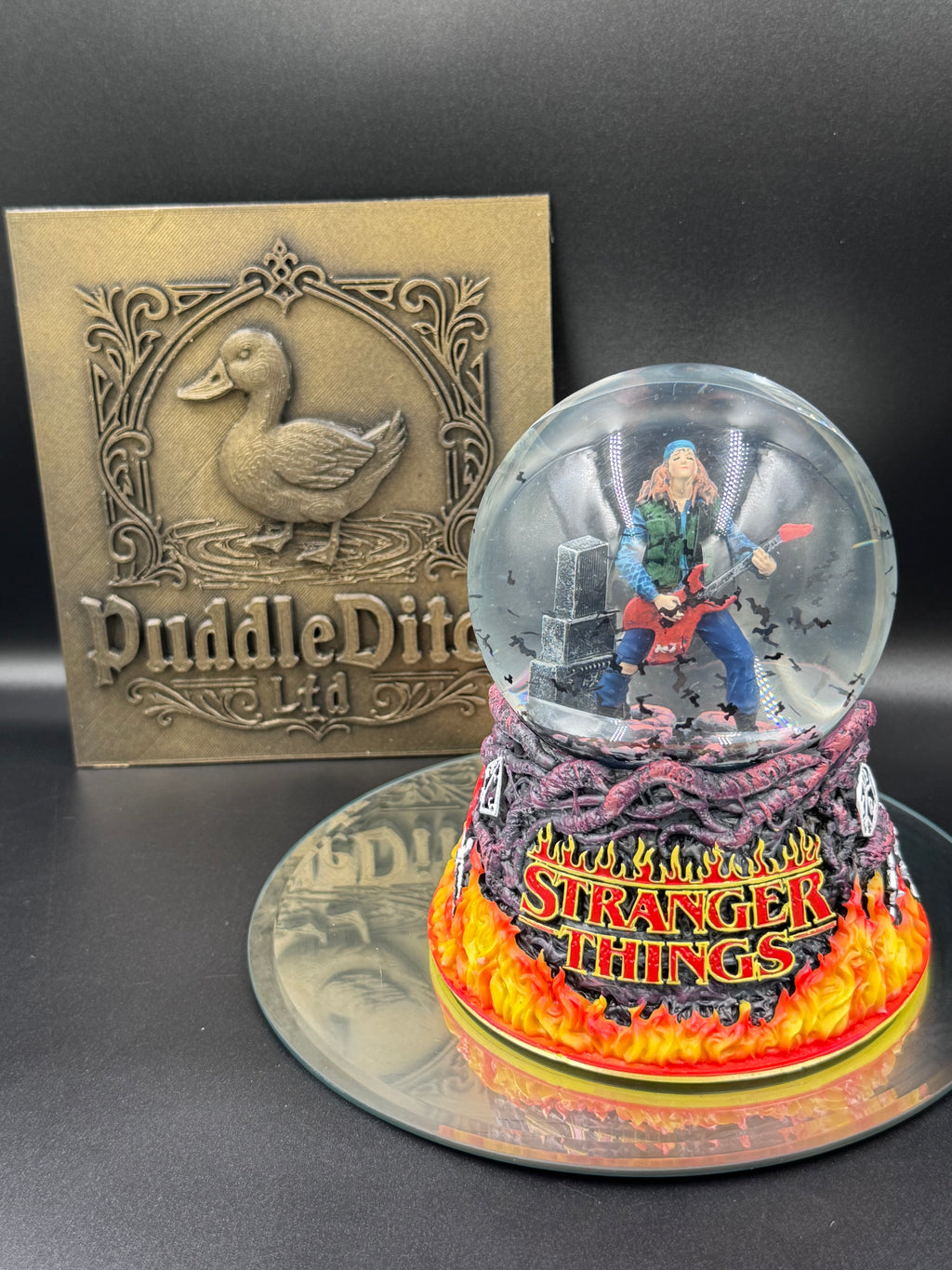 Stranger Things Eddie Munson Sacrifice Snow Globe | Officially Licensed | 14.5cm