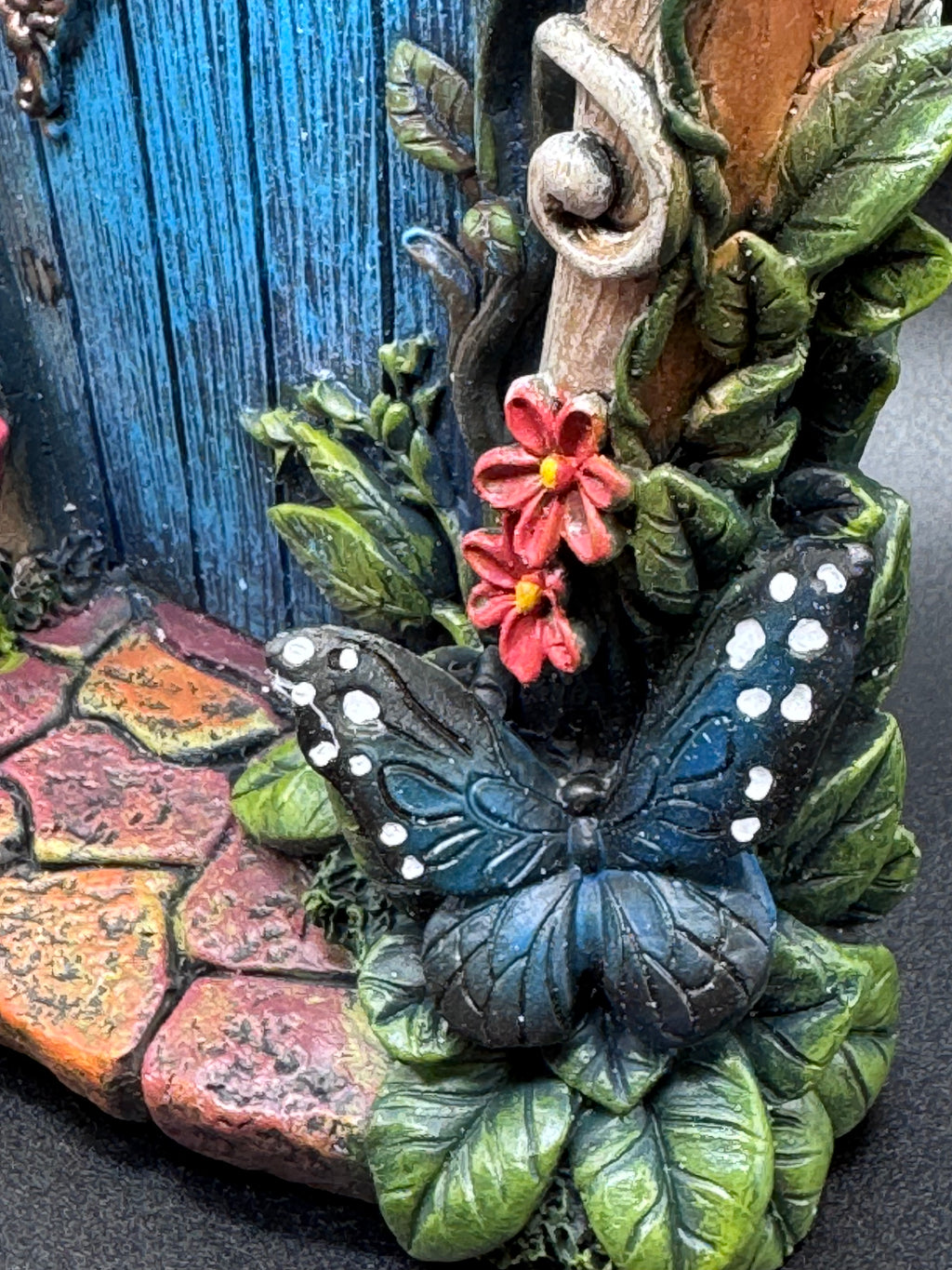 Fae's Enchanted Welcome 16.5cm
