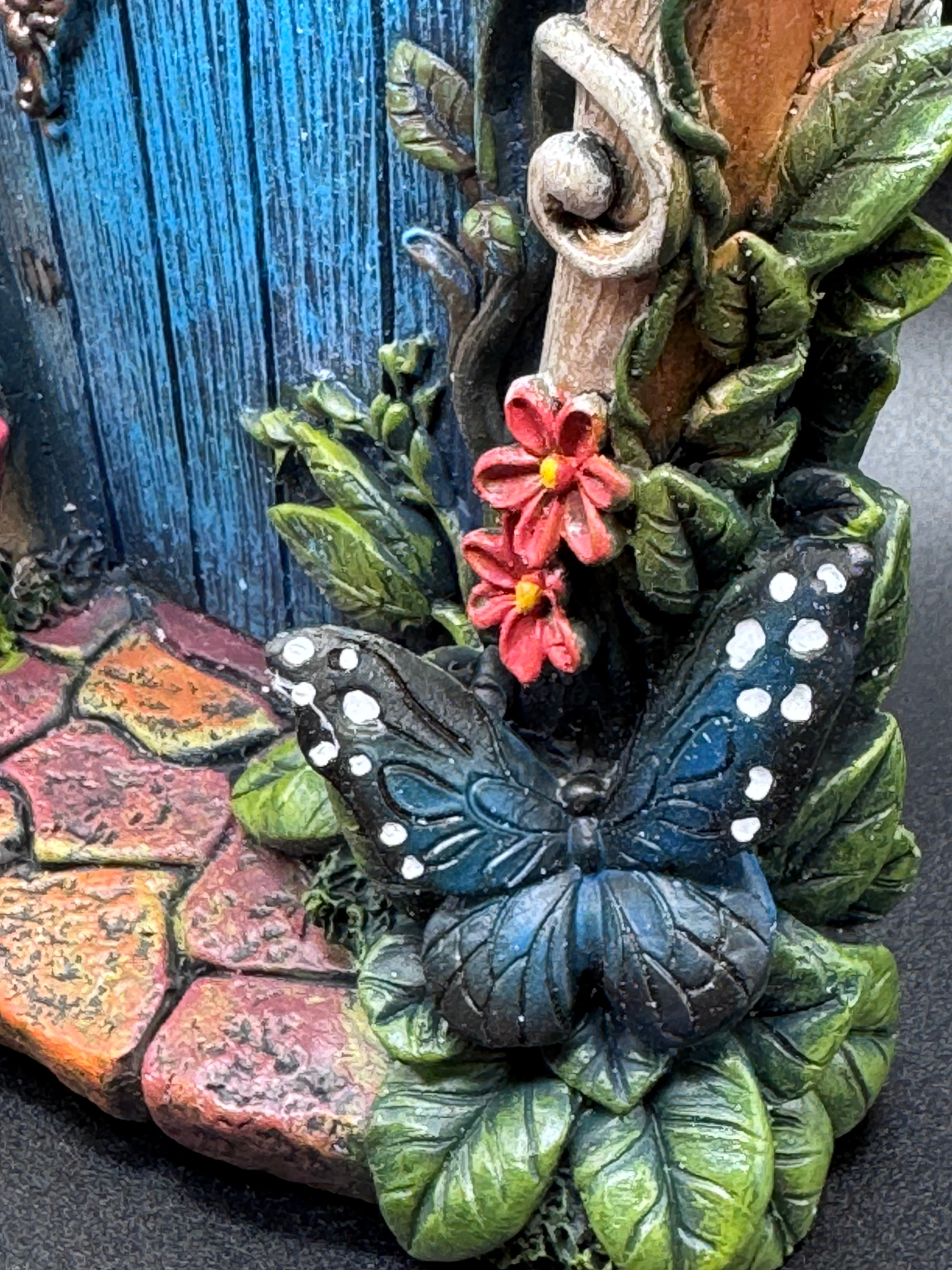 Fae's Enchanted Welcome 16.5cm