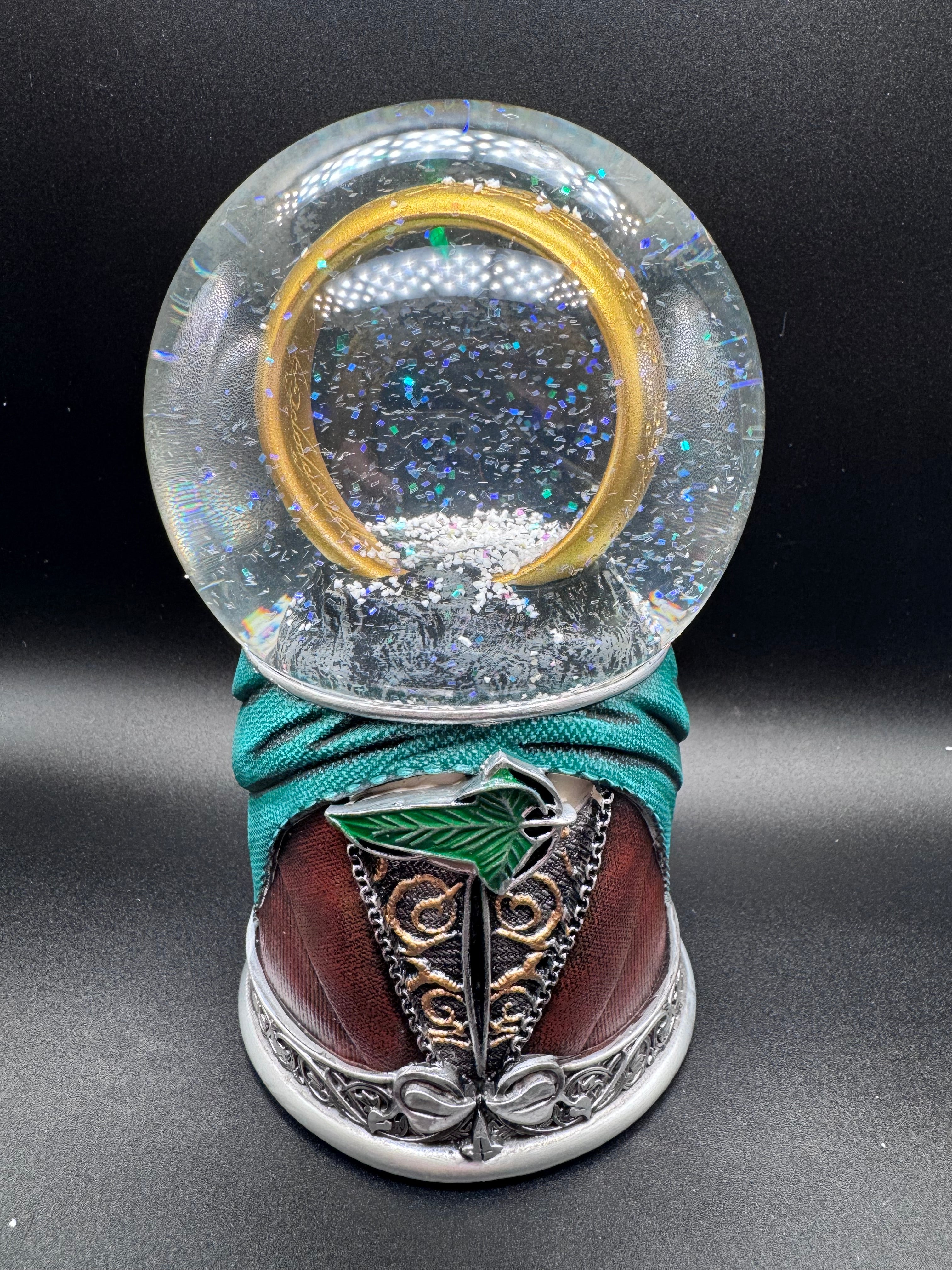 Lord of the Rings Frodo Snow Globe 17cm