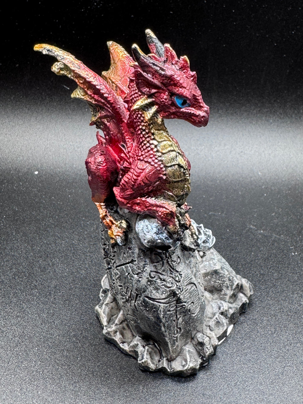 Vermillion Rune Protector