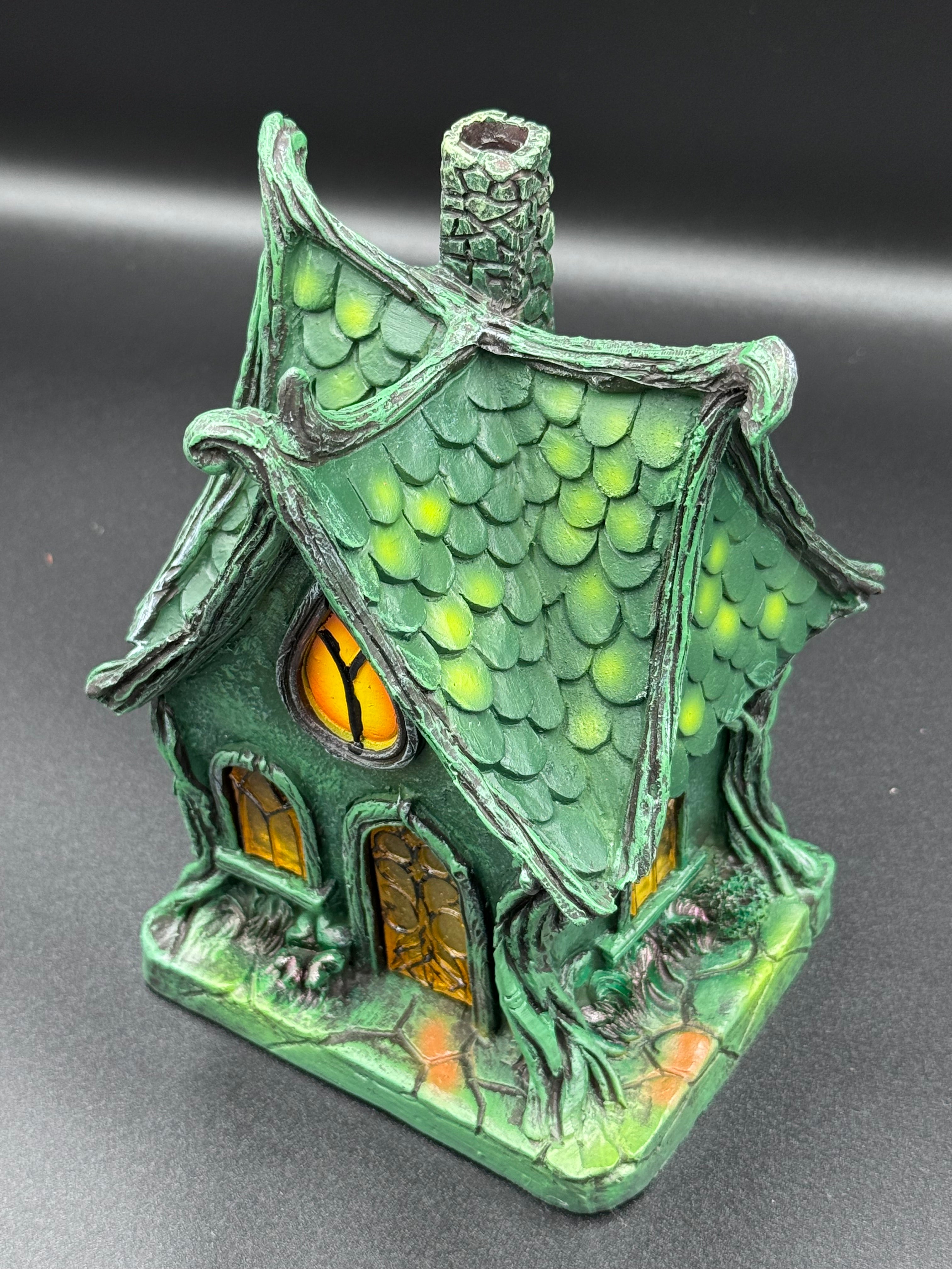 Evergreen Lodge Light Up Fairy House