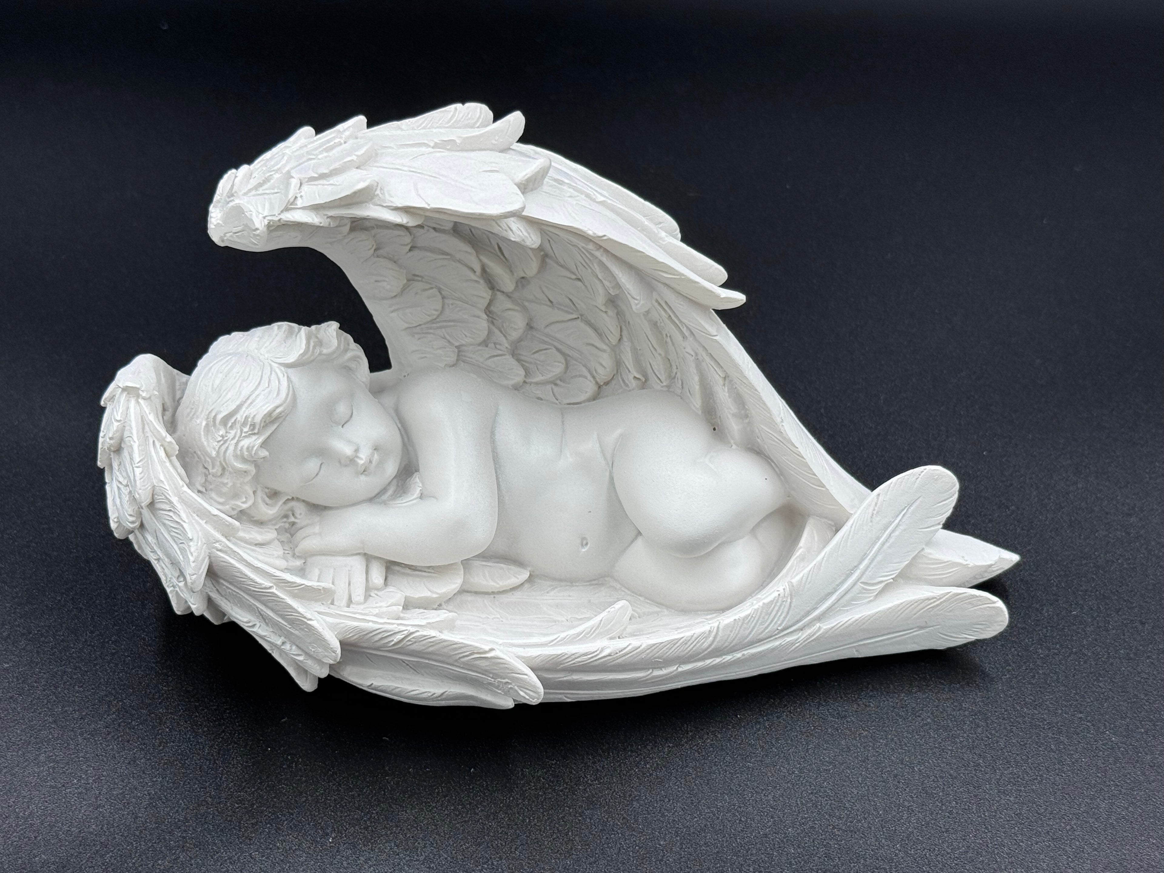 Sleeping Cherub Figurines 10cm