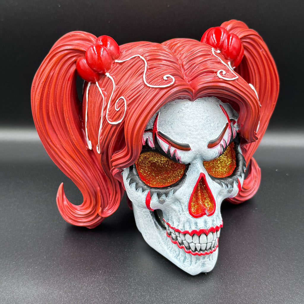Drop Dead Gorgeous - Cackle and Chaos Clown Doll Skull