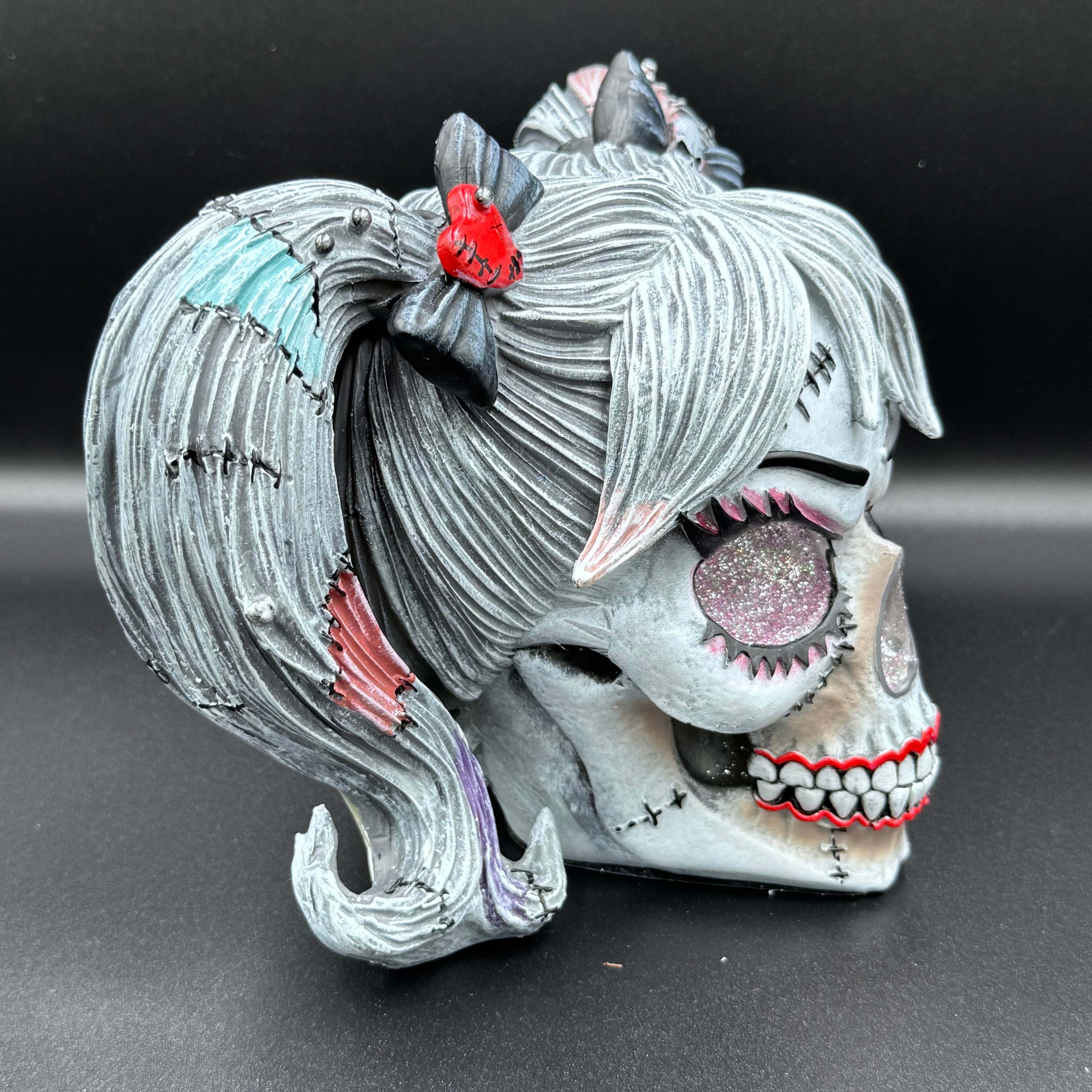 Drop Dead Gorgeous - Pins and Needles Franken-doll Skull