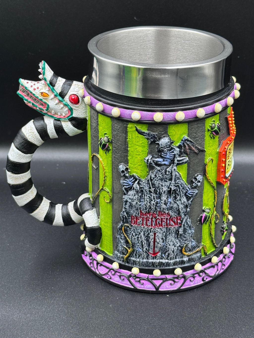 Beetlejuice Tankard 15.5cm