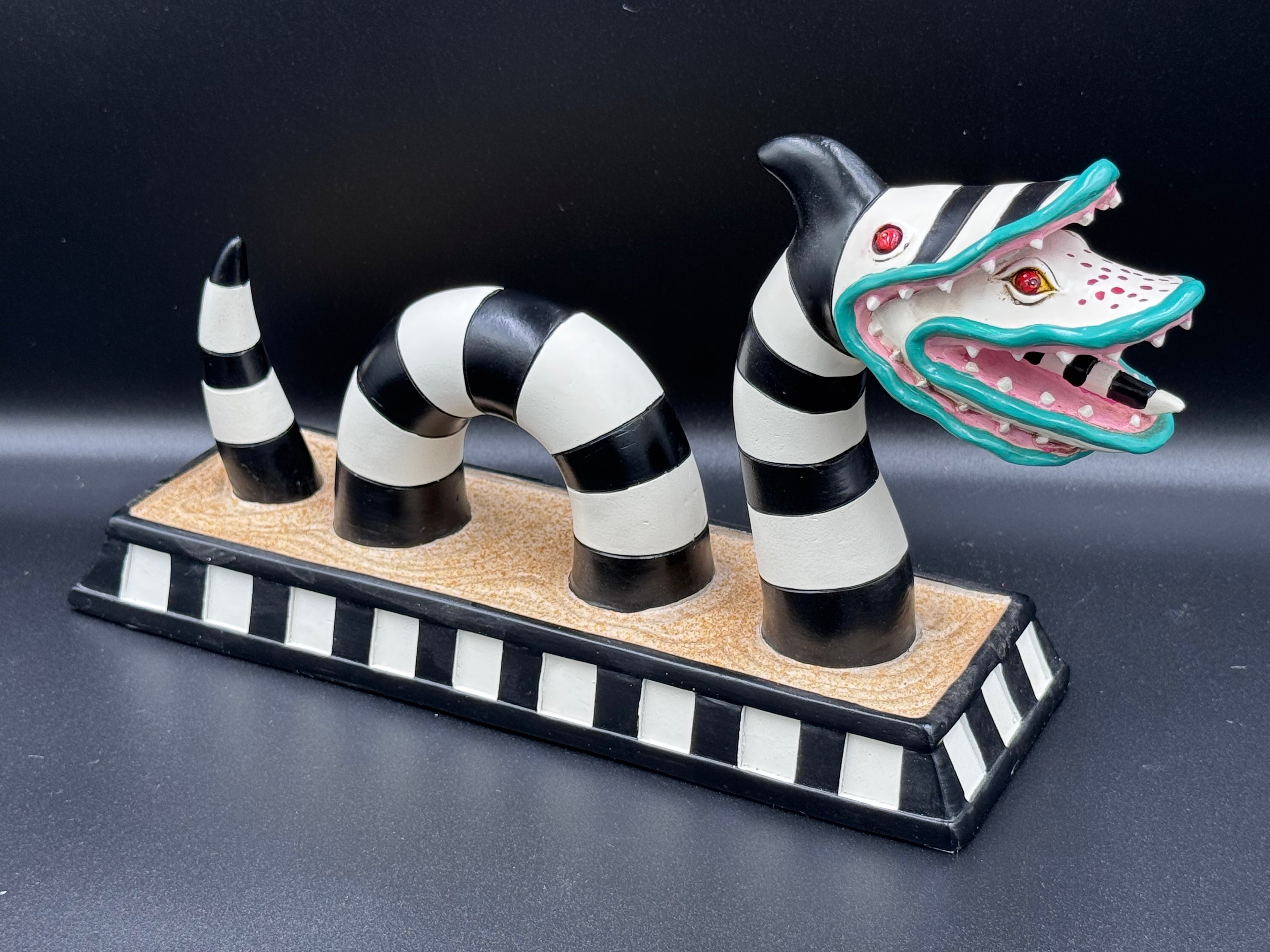 Beetlejuice Sandworm Figurine 15cm