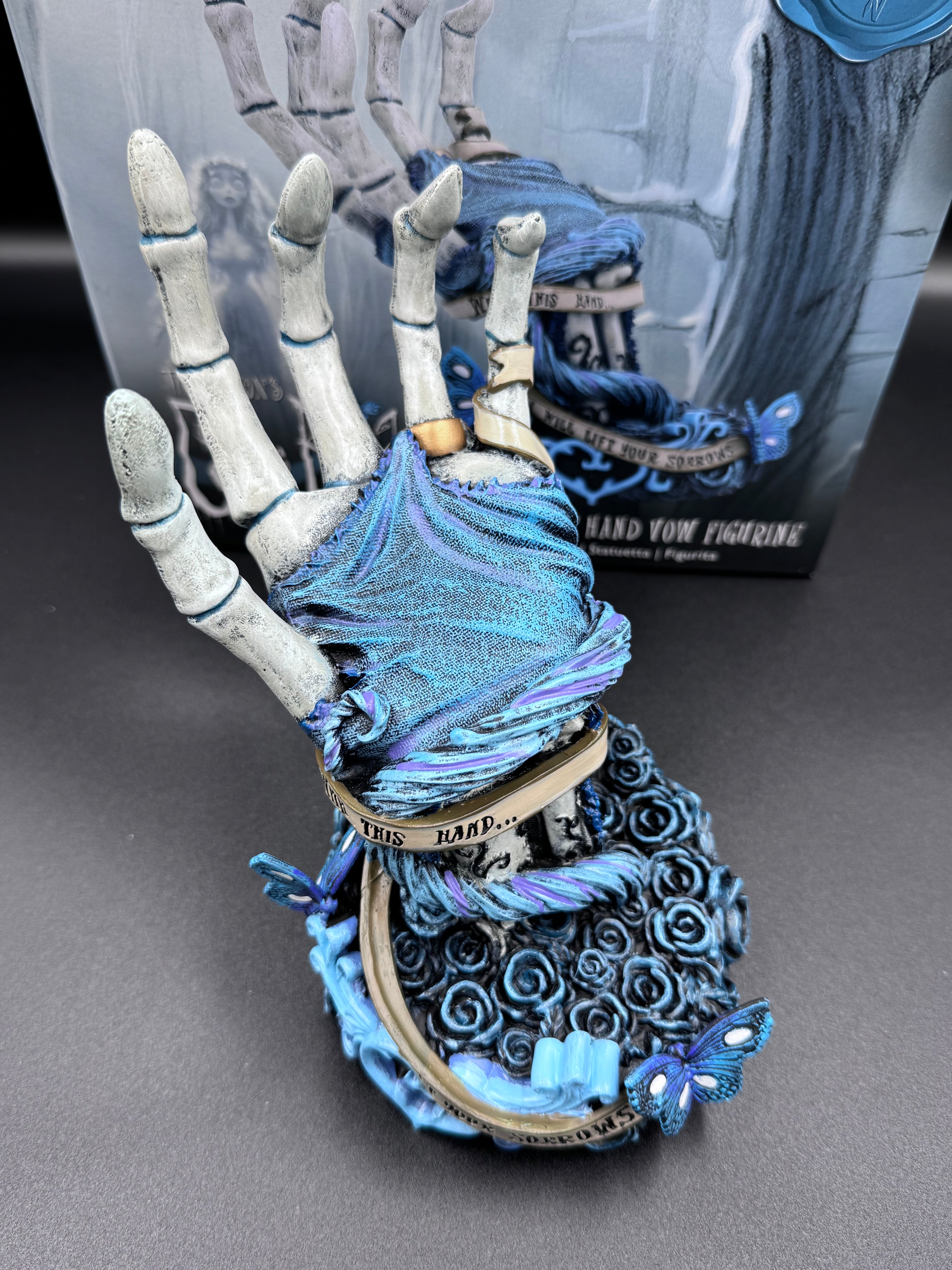 Corpse Bride - With This Hand Vow Figurine 16.5cm