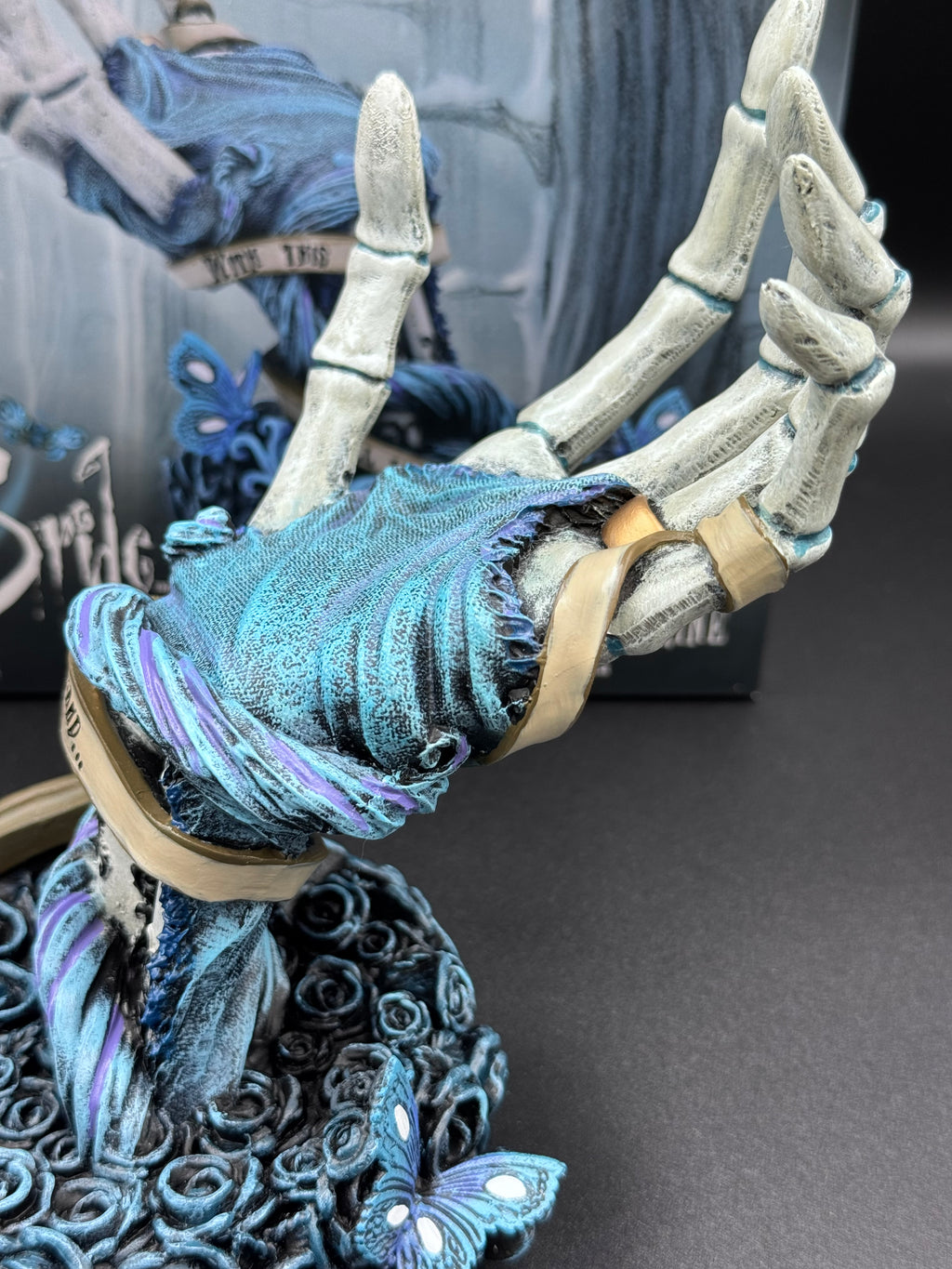 Corpse Bride - With This Hand Vow Figurine 16.5cm