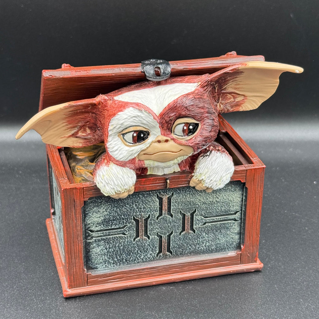 Officially Licensed Gremlins Gizmo in a Box Figurine 12.5cm