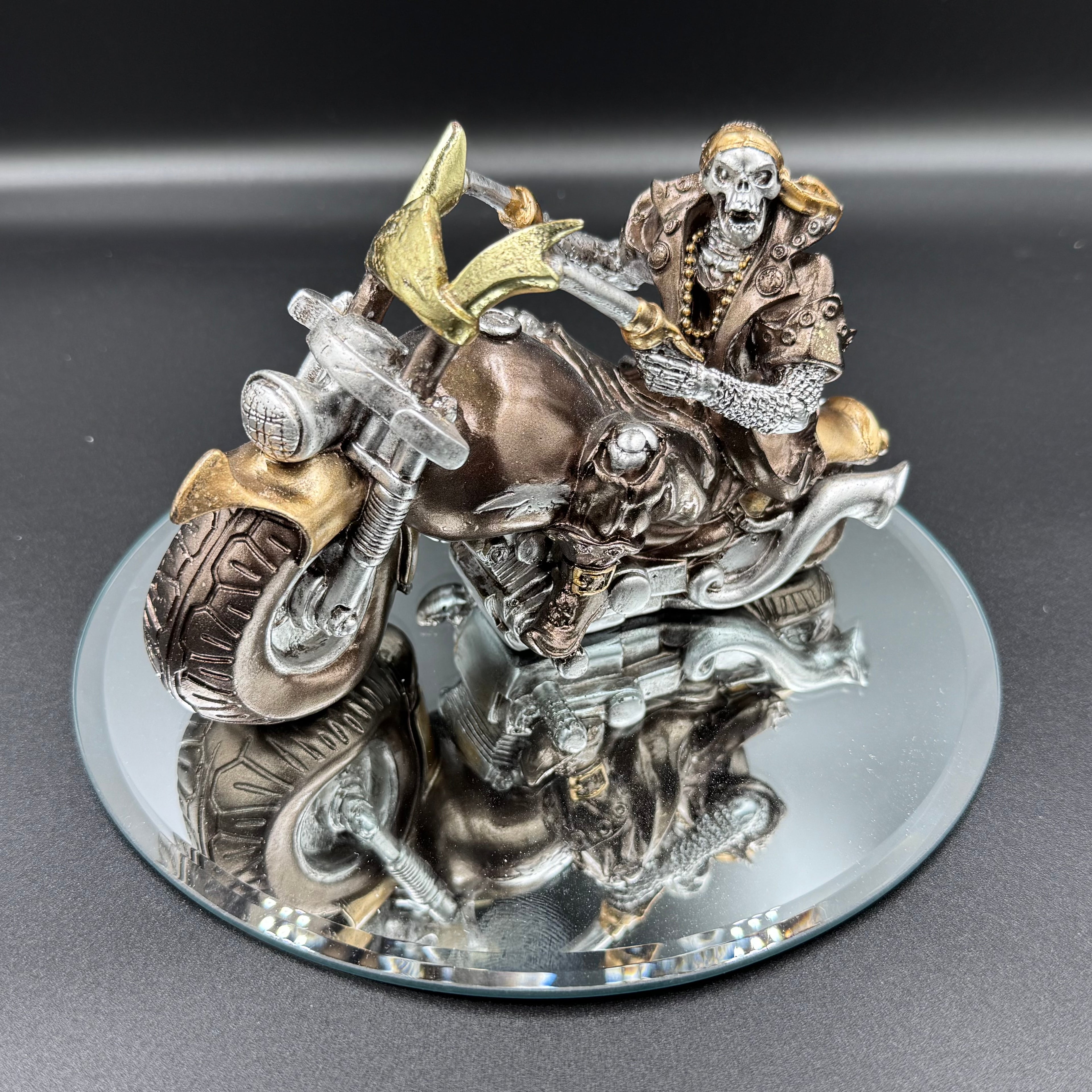 Skeleton Motorcycle Figurine - Full Throttle 17cm