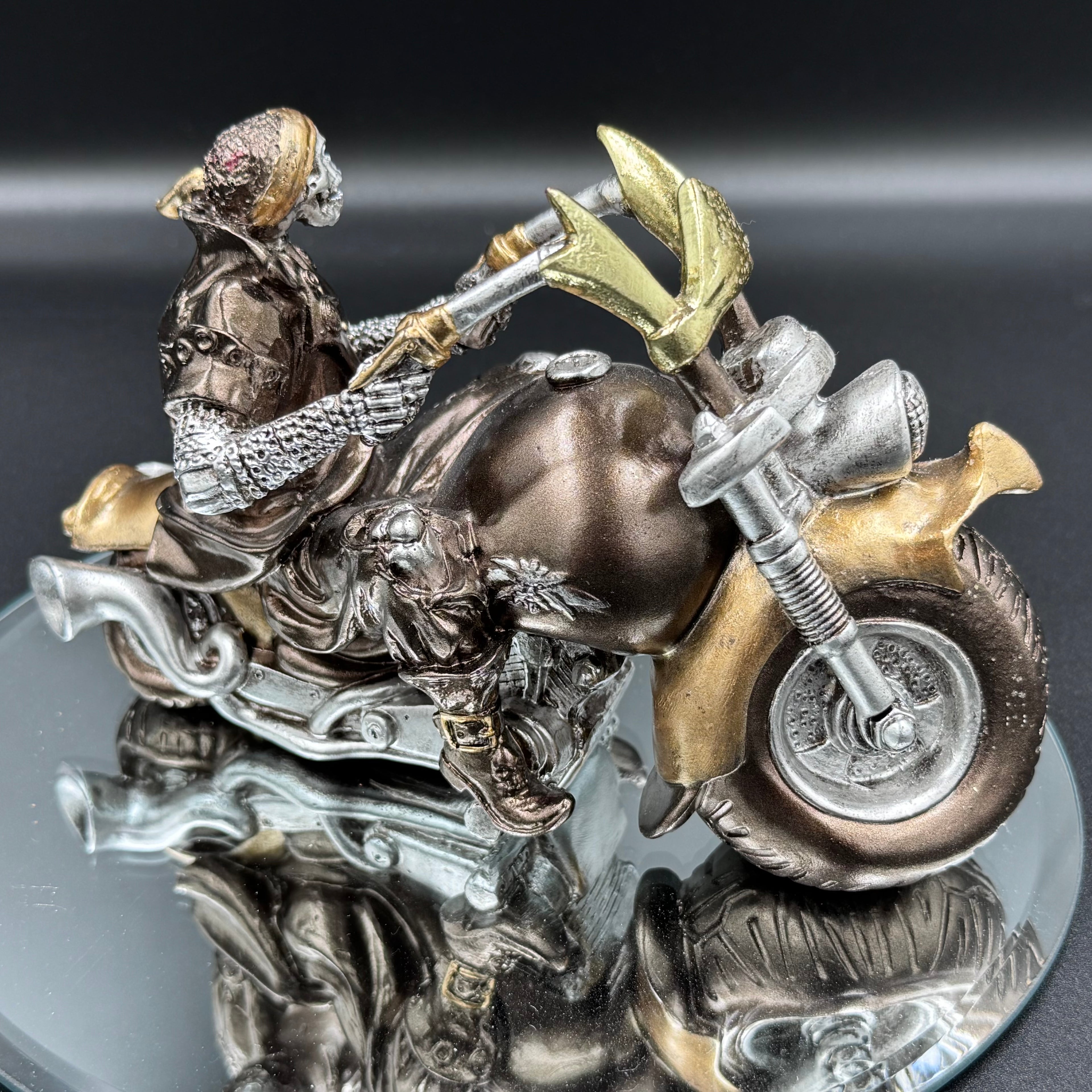 Skeleton Motorcycle Figurine - Full Throttle 17cm