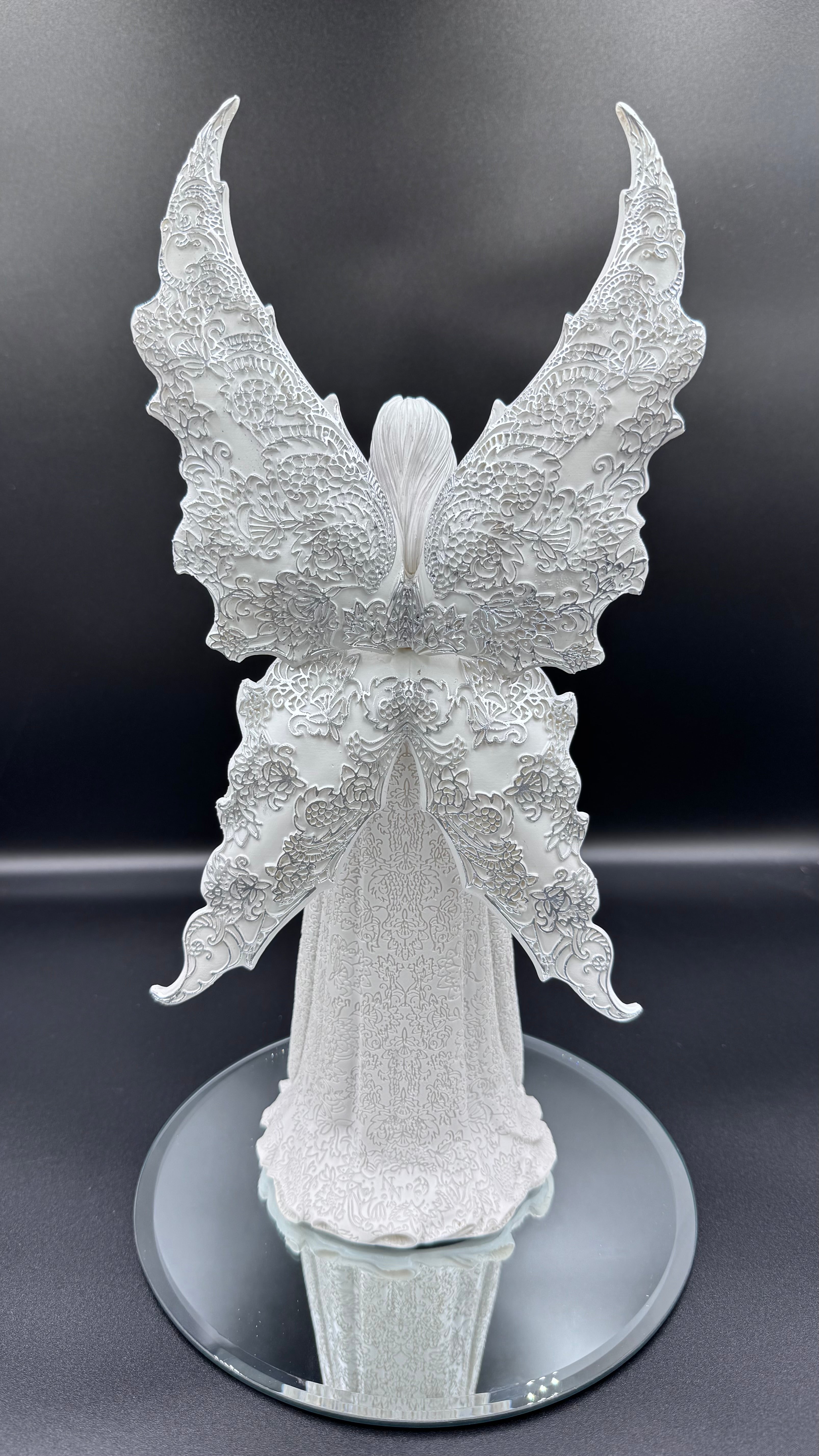 Anne Stokes Only Love Remains, Large Figurine, White, 35cm