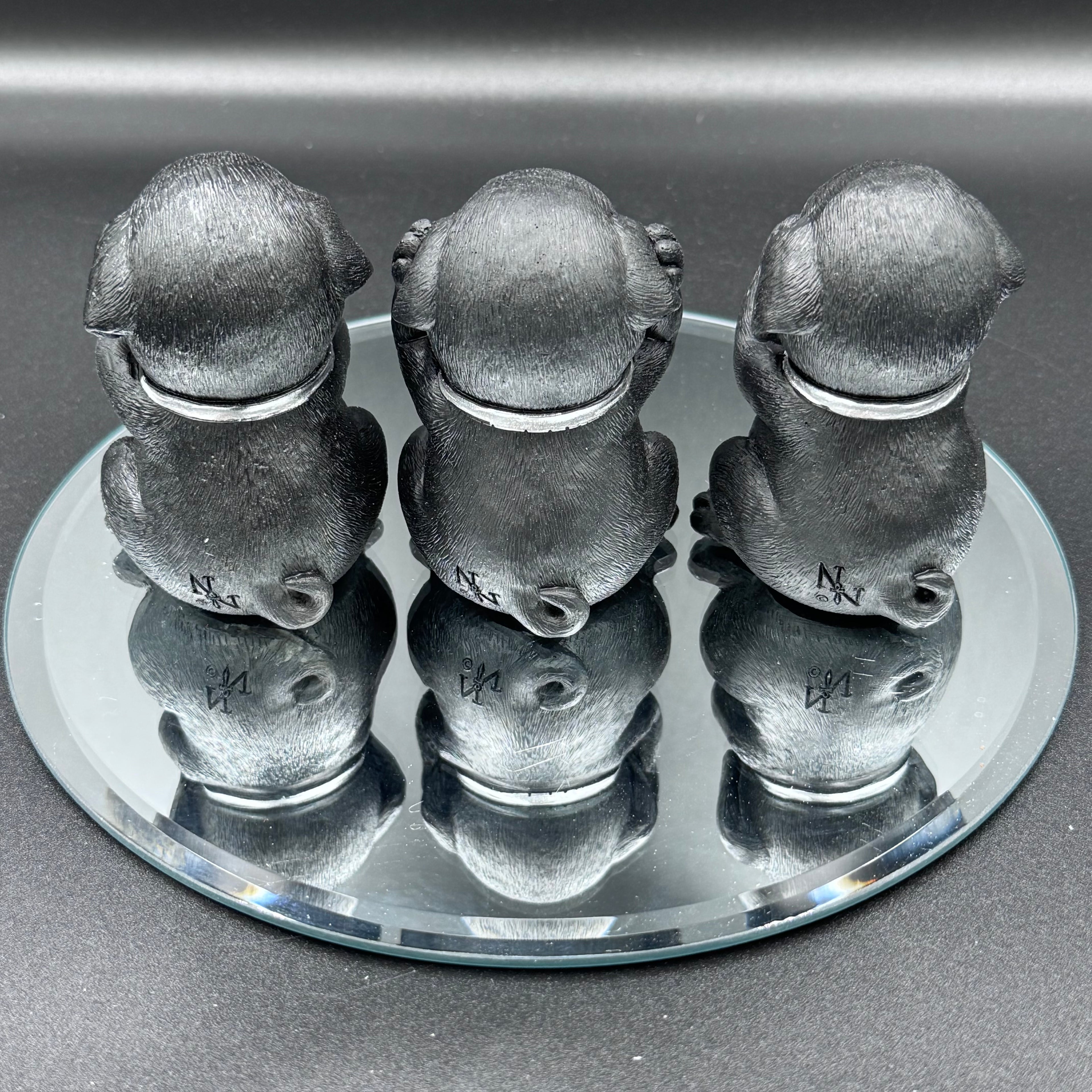 Three Wise Labradors 8.5cm