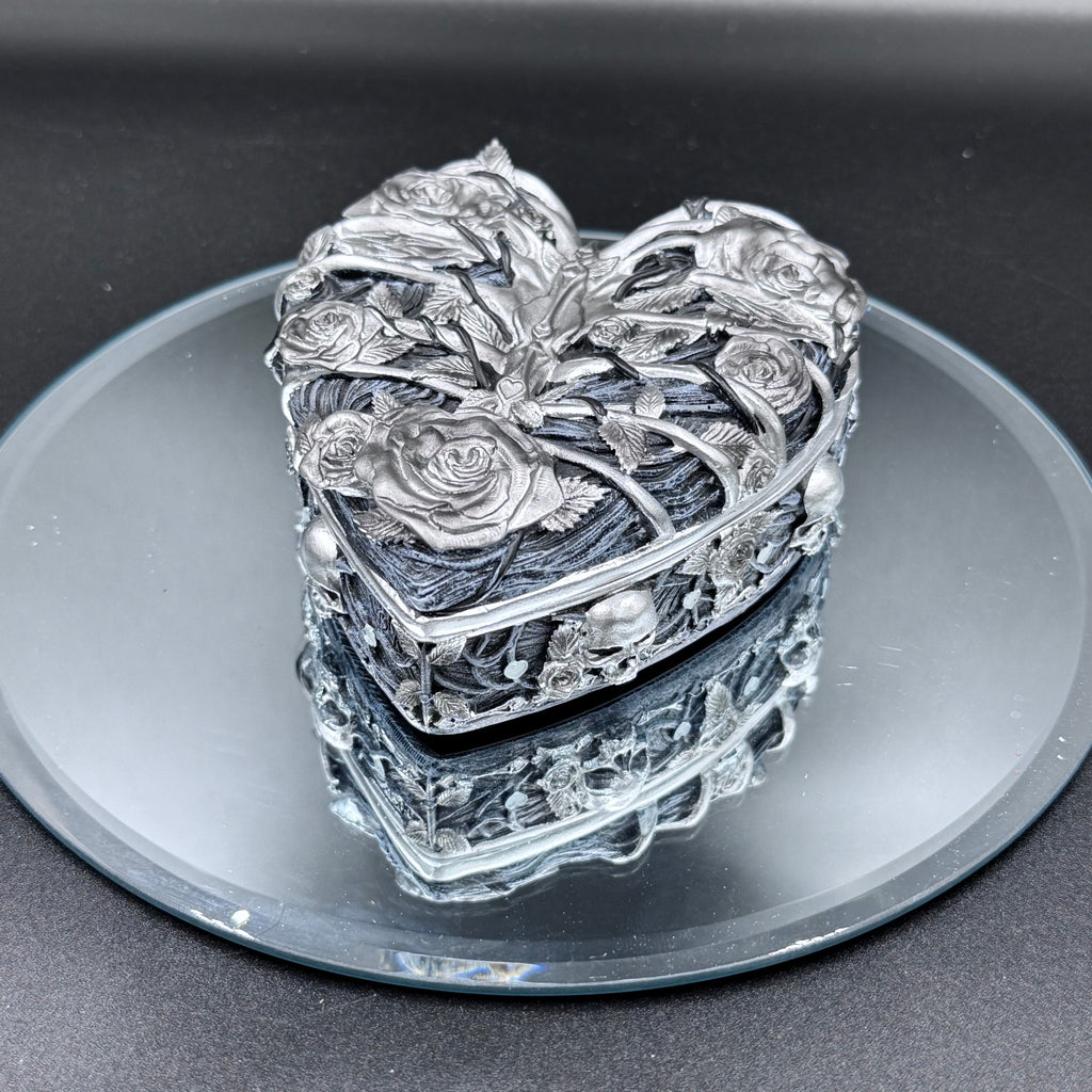 Gothic Caged Heart Box 10.5cm