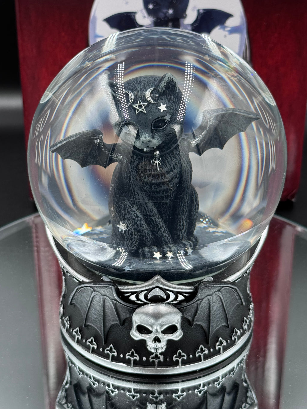 Cult Cuties Malpuss Snow Globe 13cm