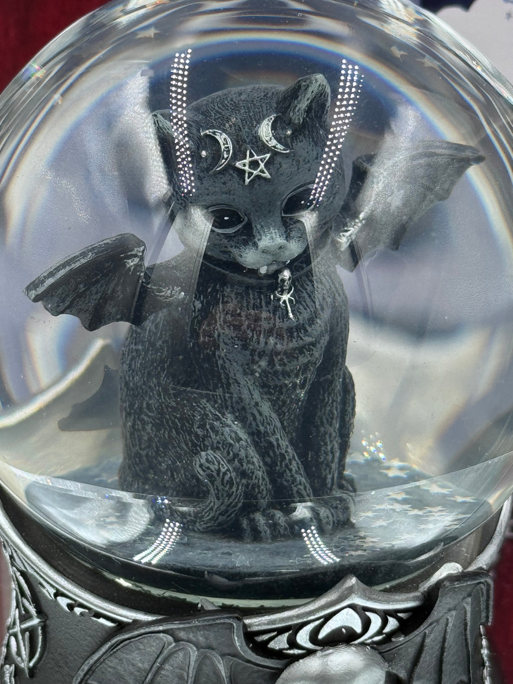 Cult Cuties Malpuss Snow Globe 13cm