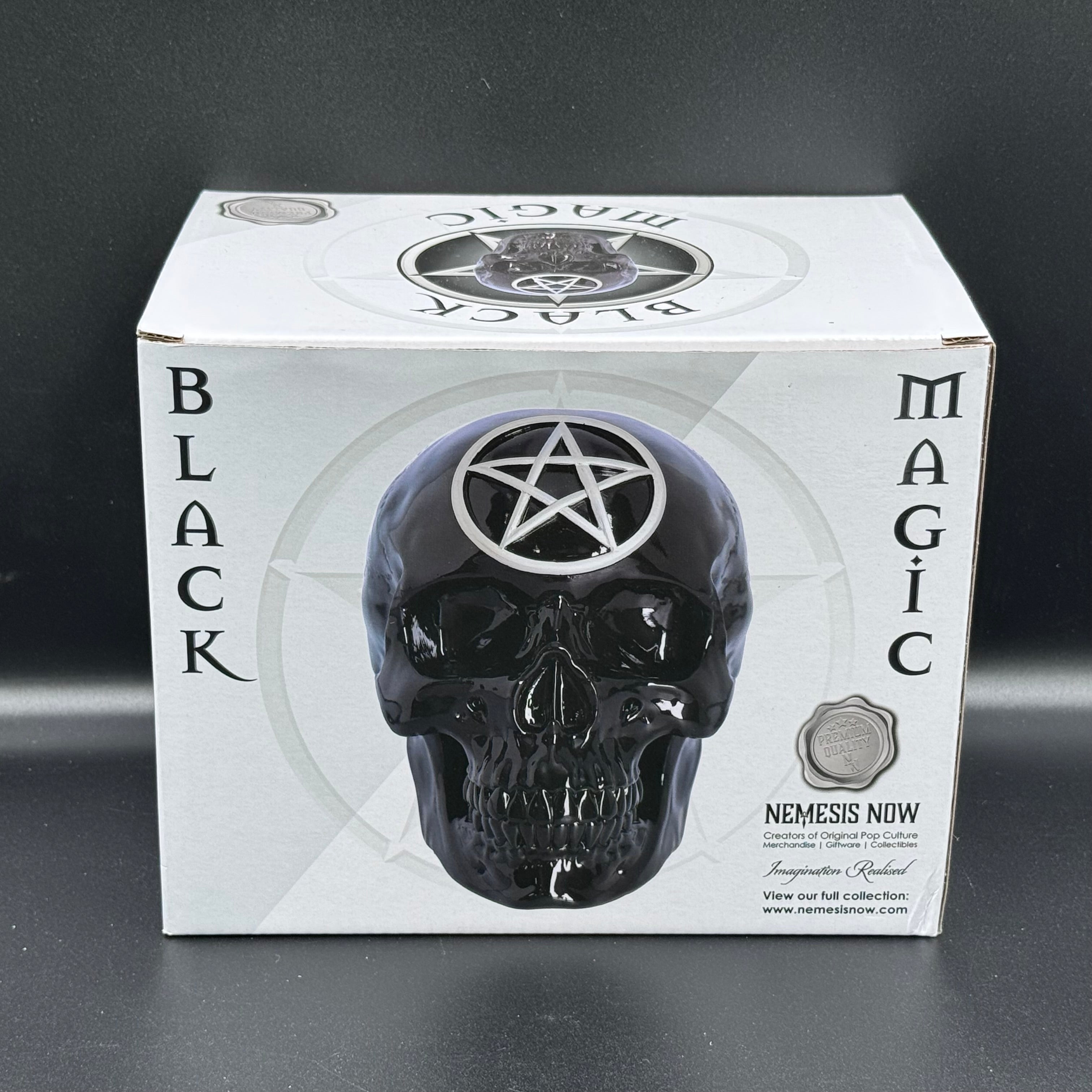 Black Magic Skull 19.5cm