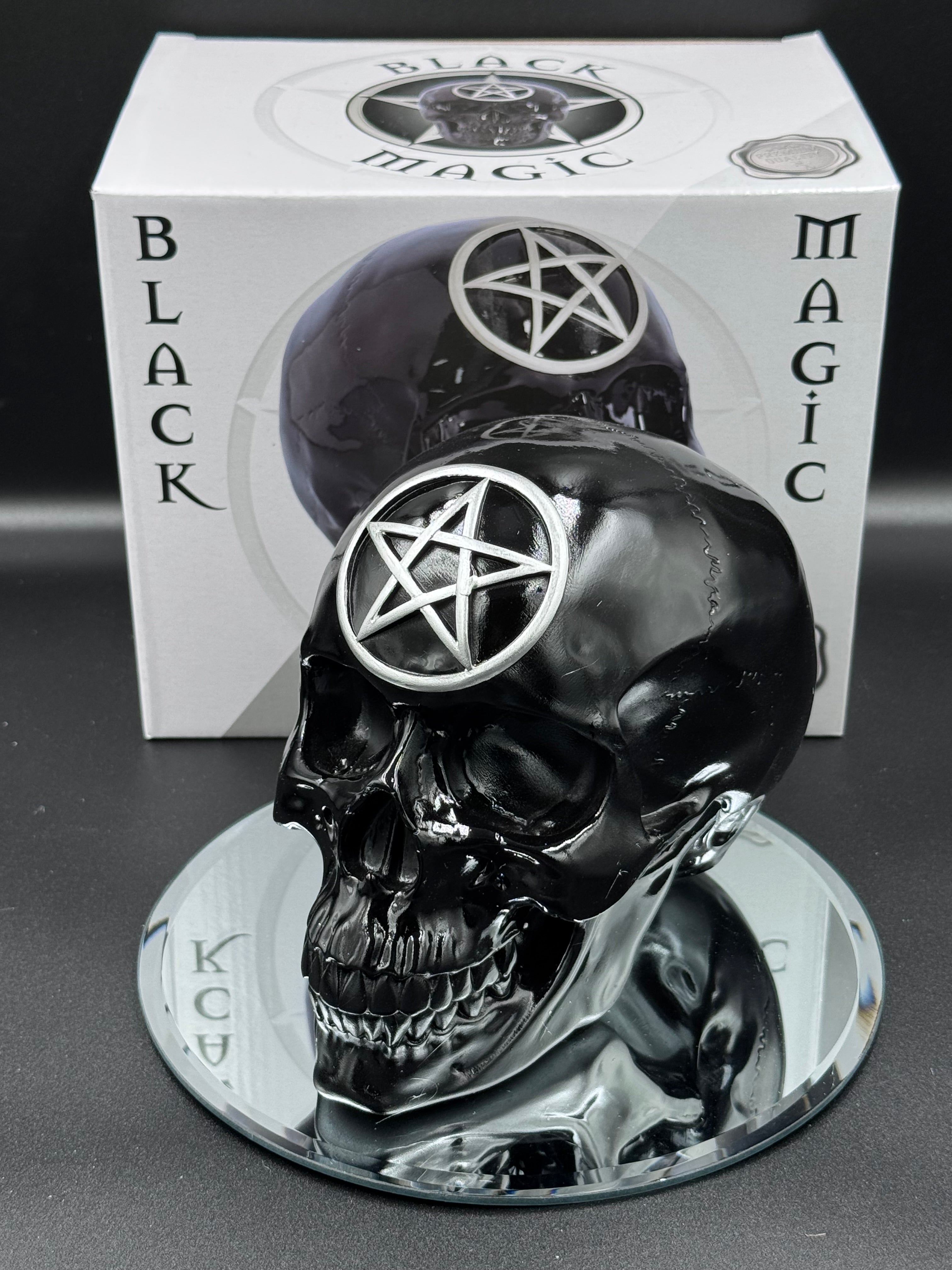Black Magic Skull 19.5cm