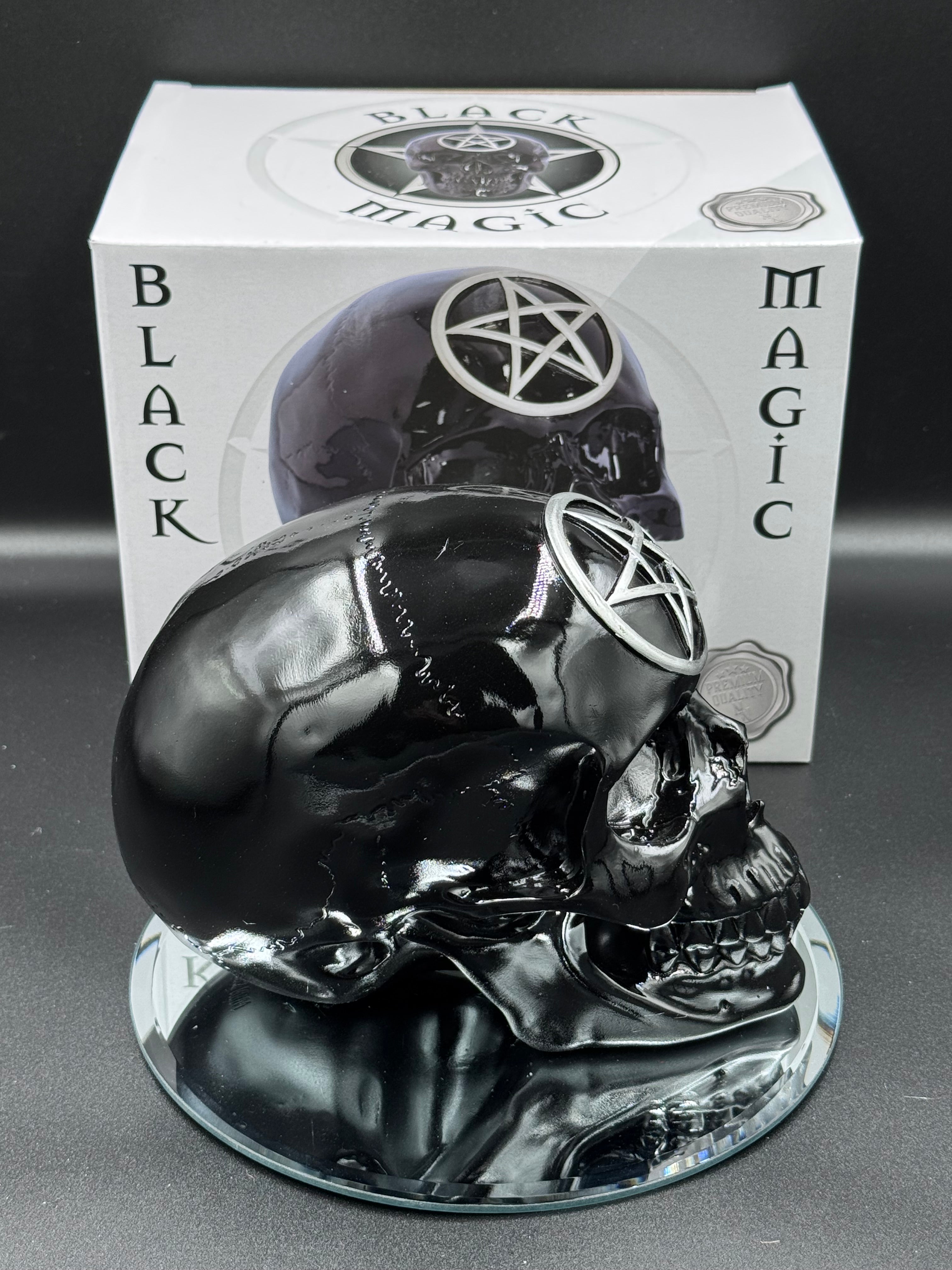 Black Magic Skull 19.5cm