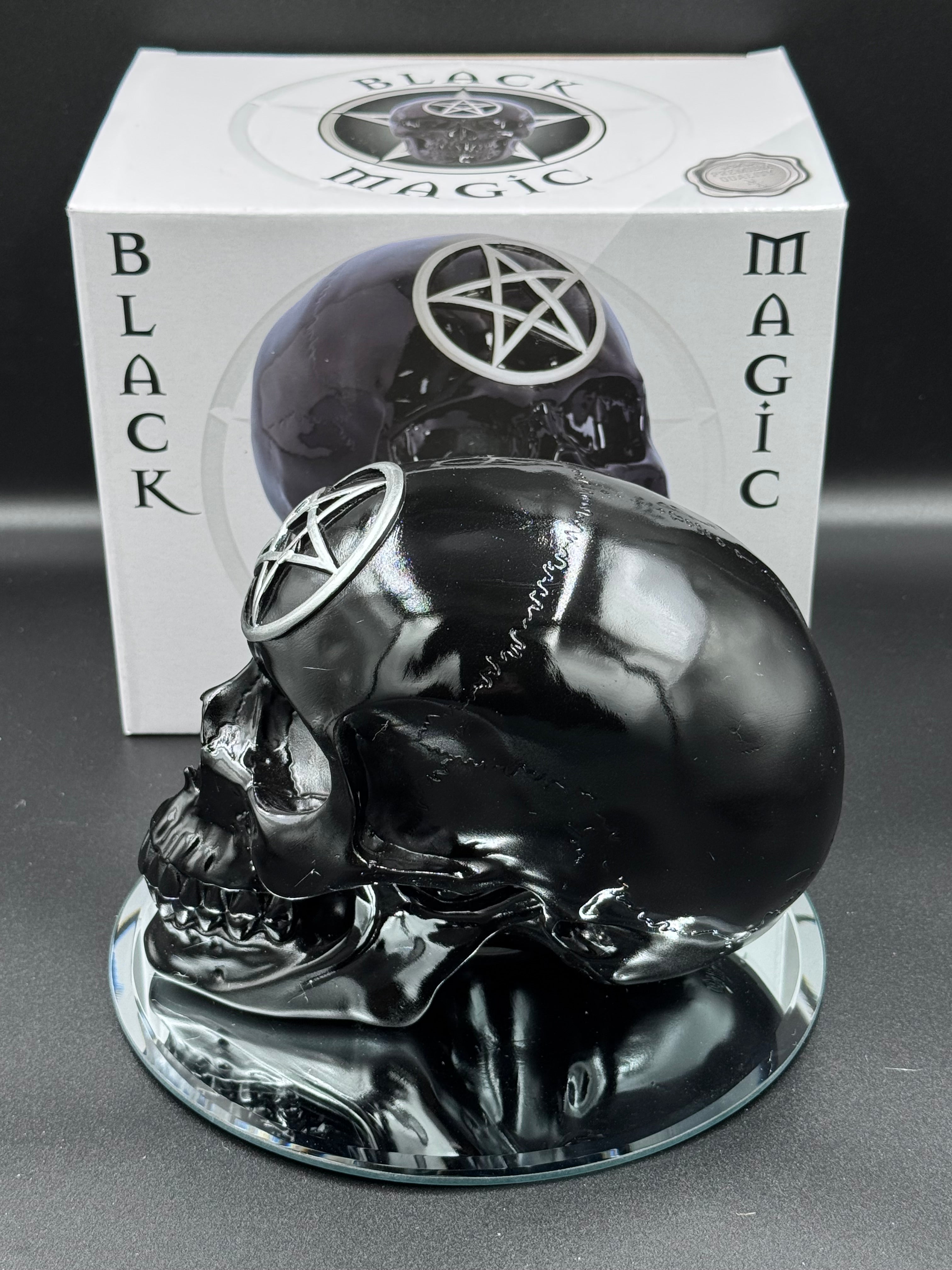 Black Magic Skull 19.5cm