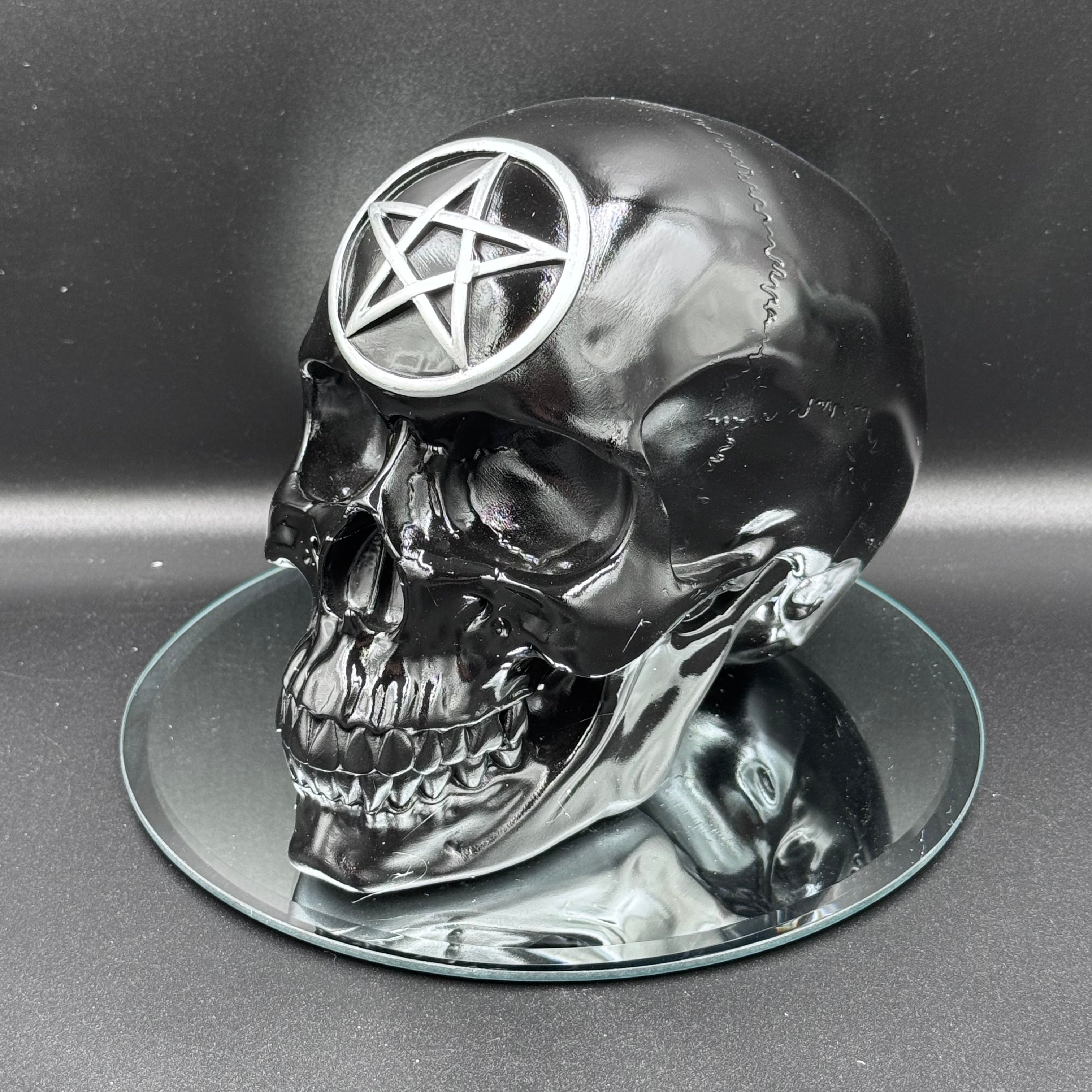 Black Magic Skull 19.5cm