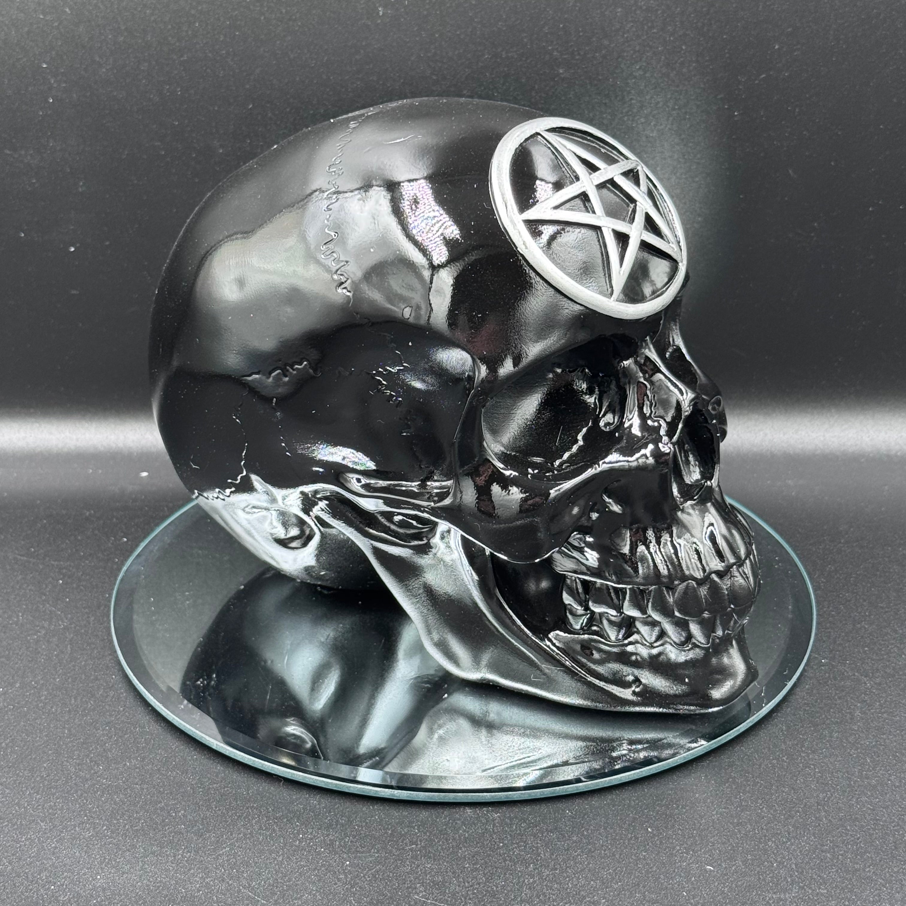 Black Magic Skull 19.5cm