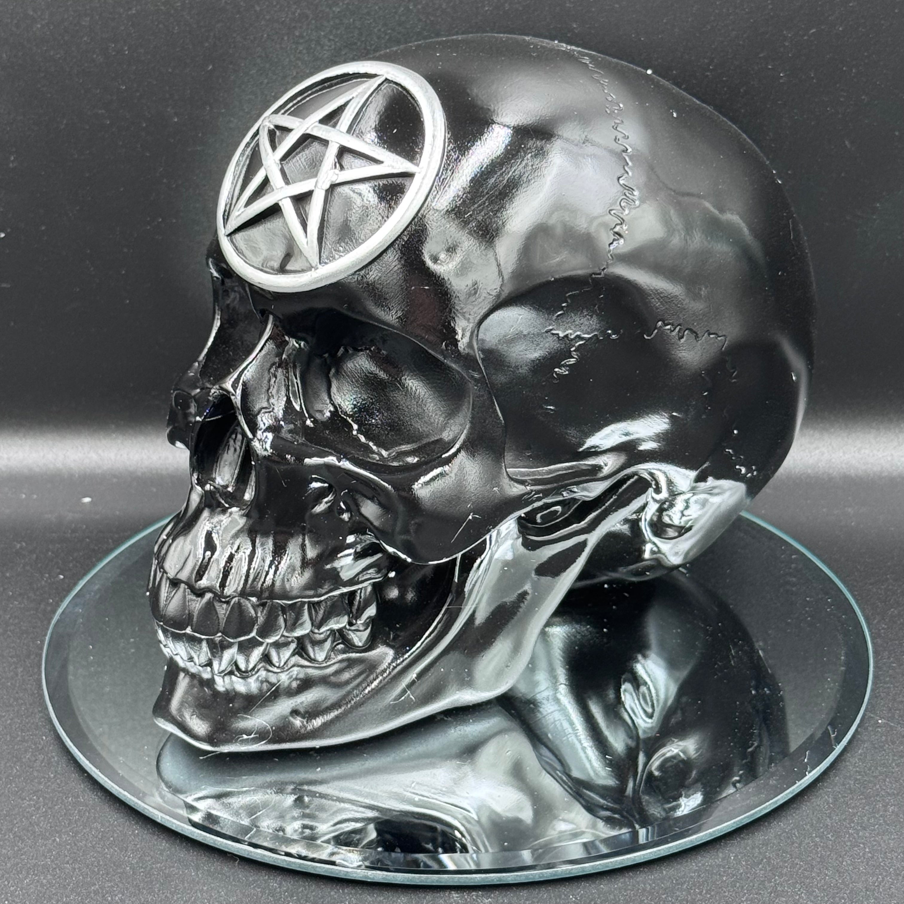 Black Magic Skull 19.5cm