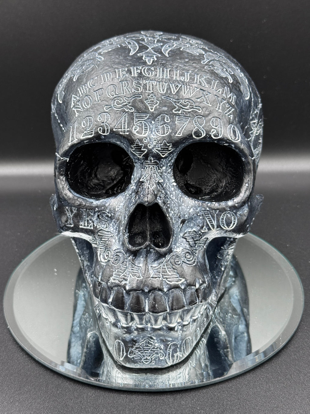 Dark Spirits 20cm, Black