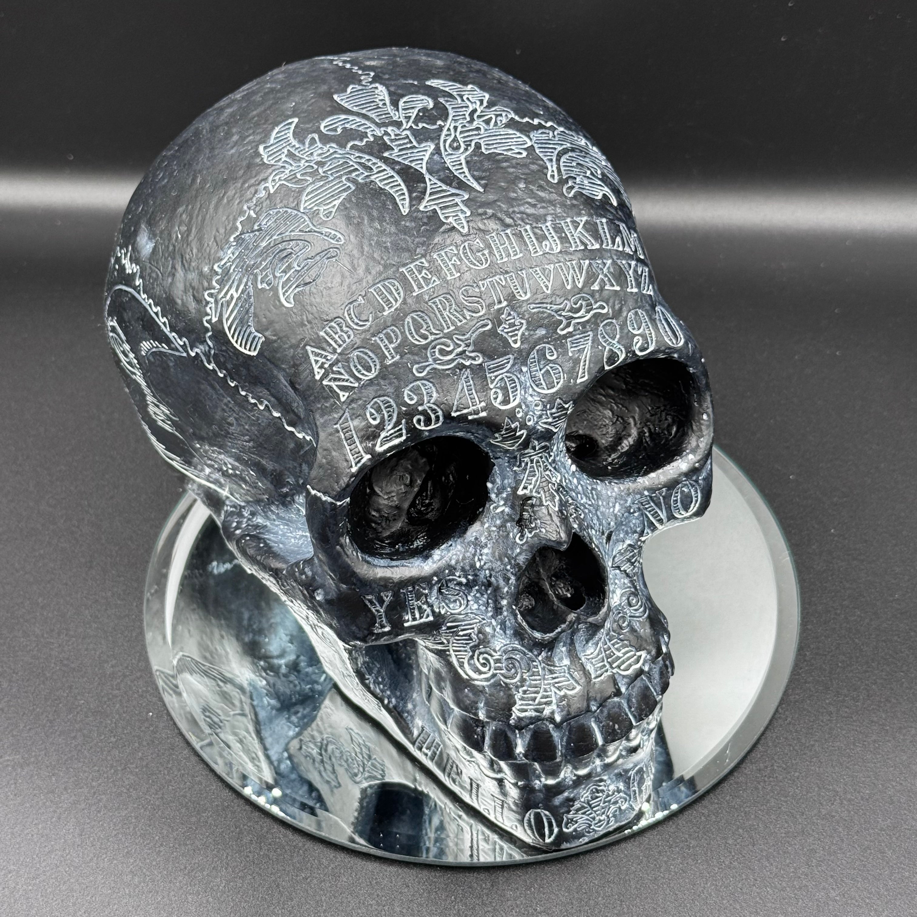 Dark Spirits 20cm, Black