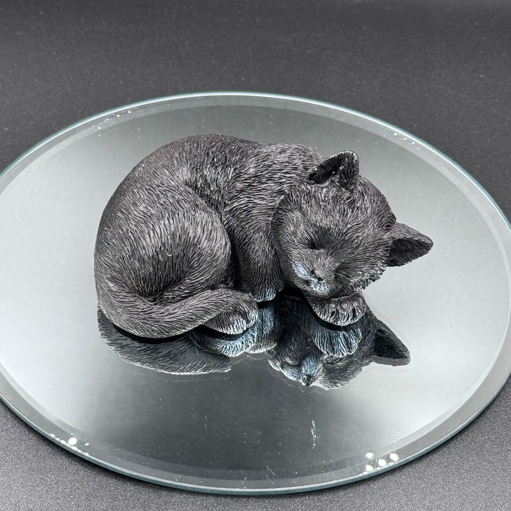 Feline Dream Decorative Resin Cat Figurine
