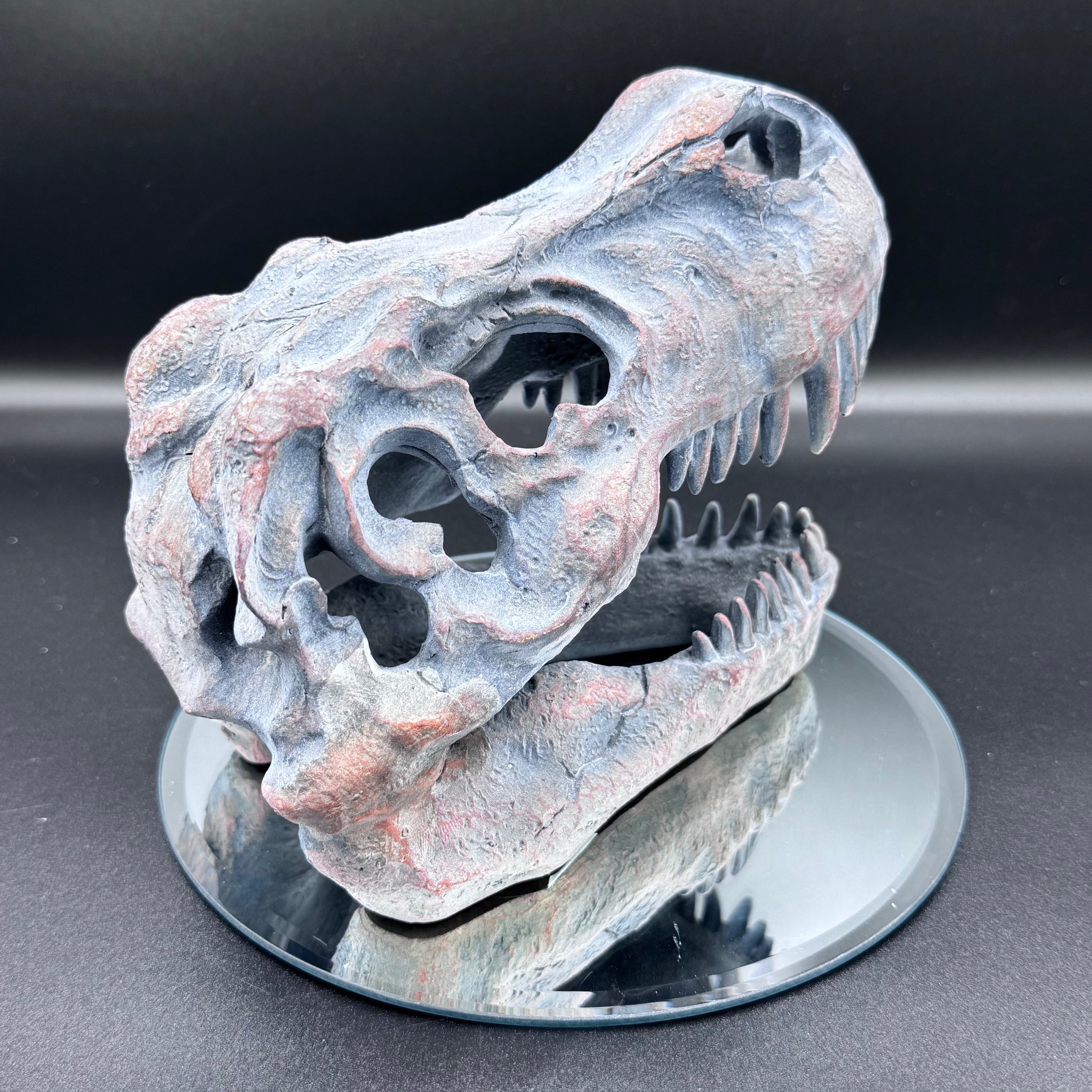 Freestanding Tyrannosaurus Rex Skull Figurine Ornament