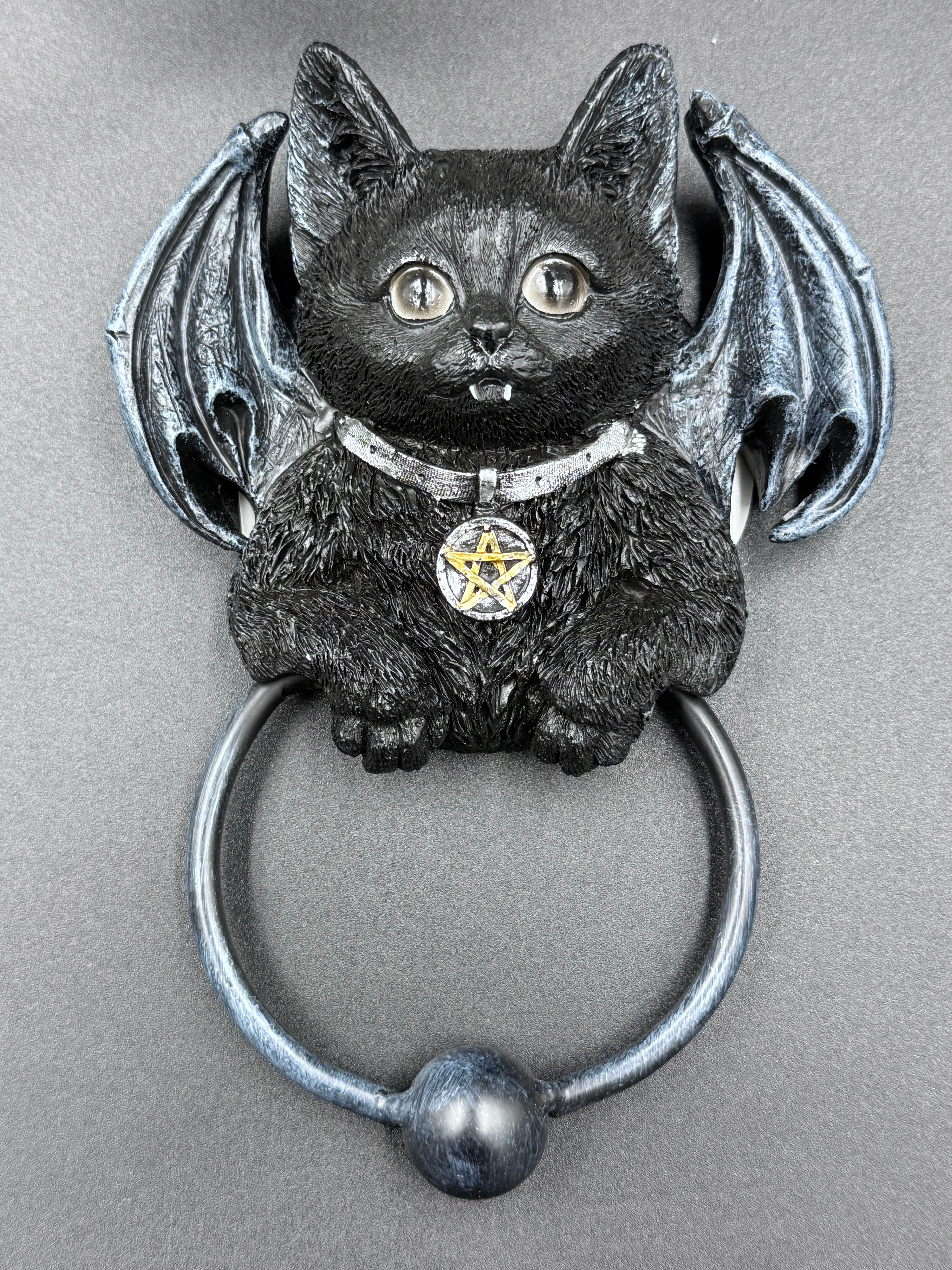Vampuss Cat Door Knocker