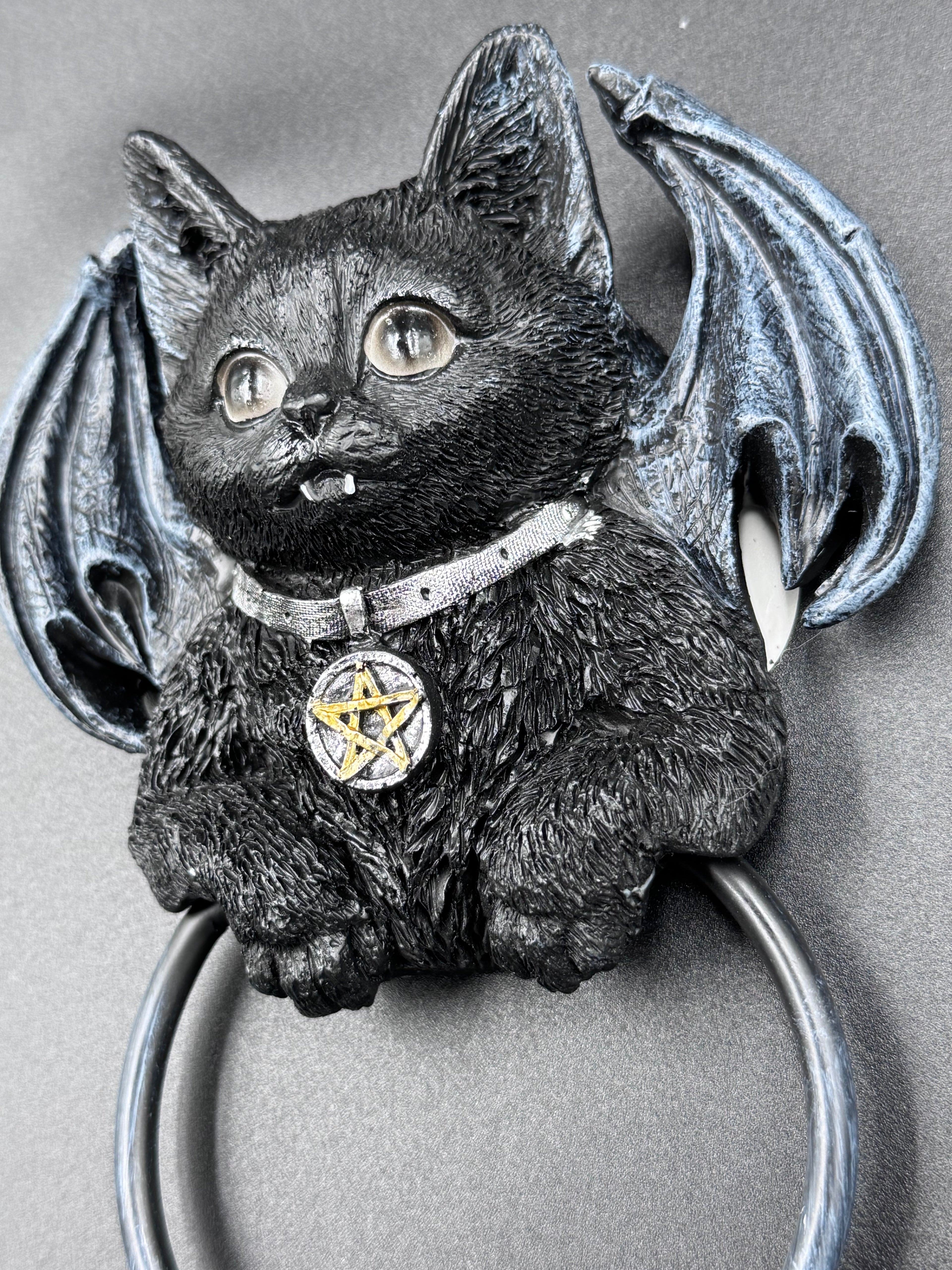 Vampuss Cat Door Knocker