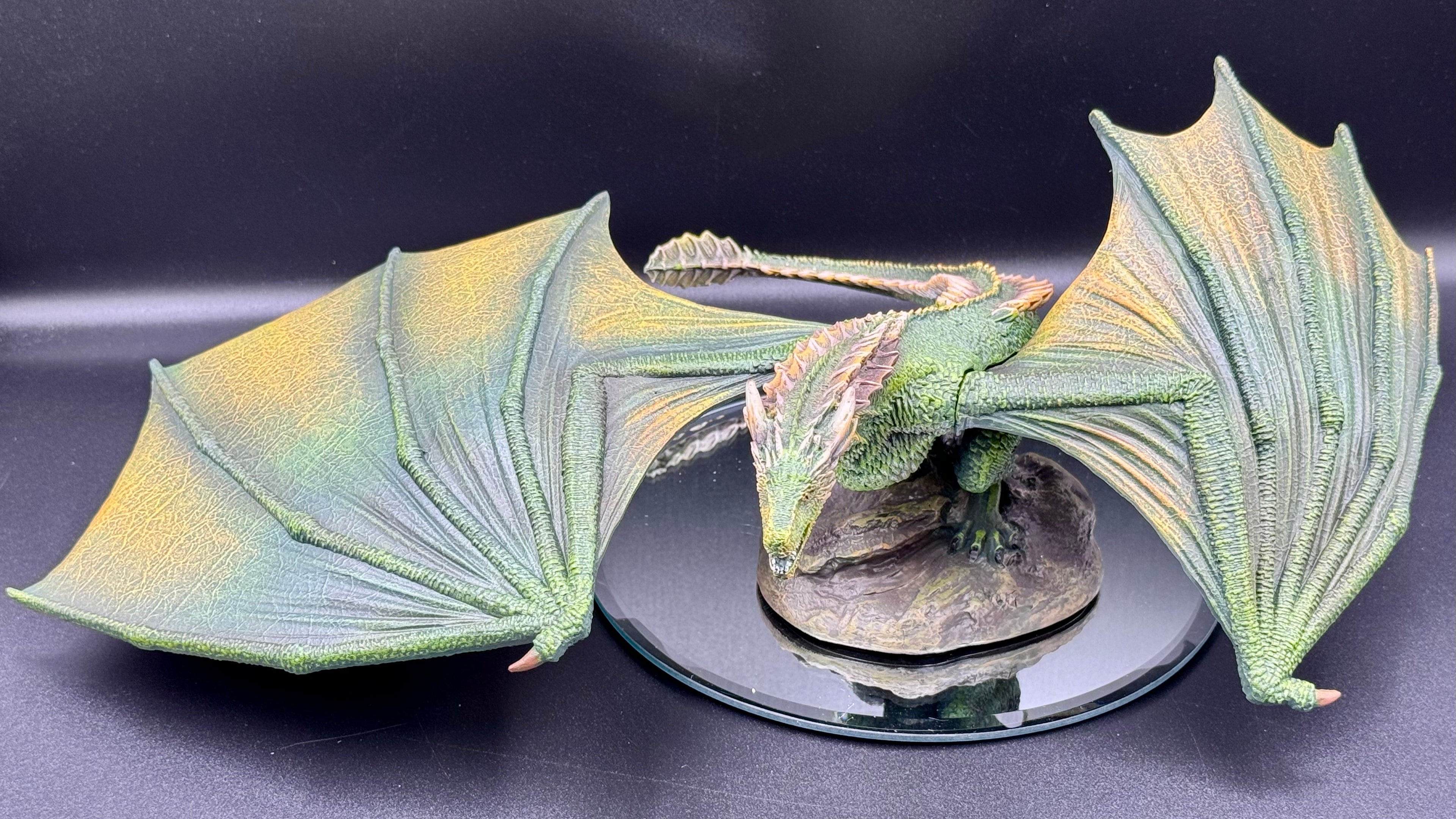 Game of Thrones Rhaegal Large Dragon Figurine