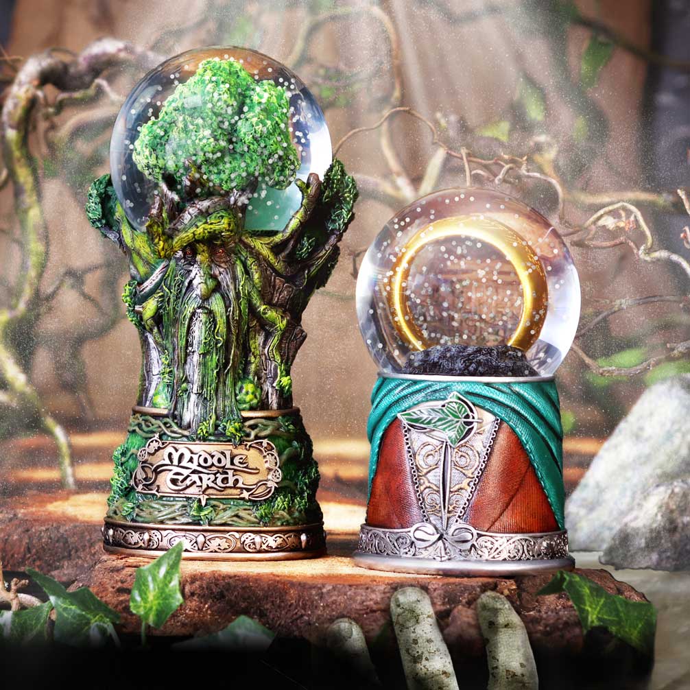Lord of the Rings Treebeard Snow Globe, 22.5cm