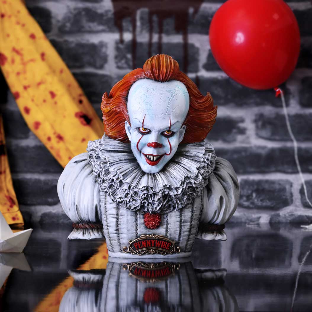IT Pennywise Resin Bust, 30cm