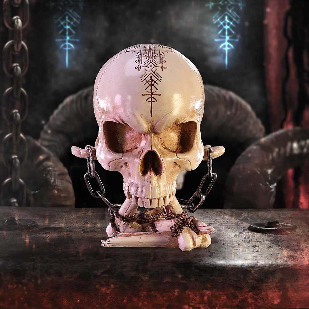 The Reckoning Gothic Skull Ornament with Chains 14.5cm