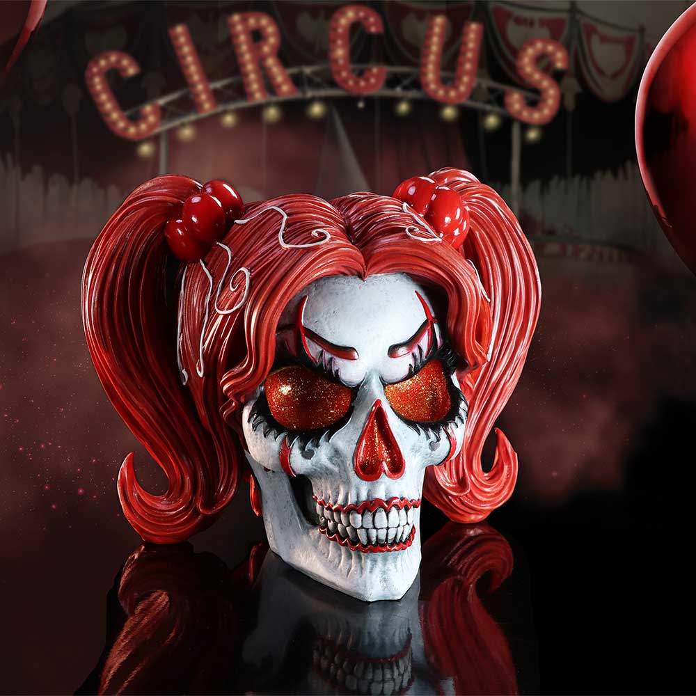 Drop Dead Gorgeous Cackle and Chaos Clown Skull Figurine, 19cm